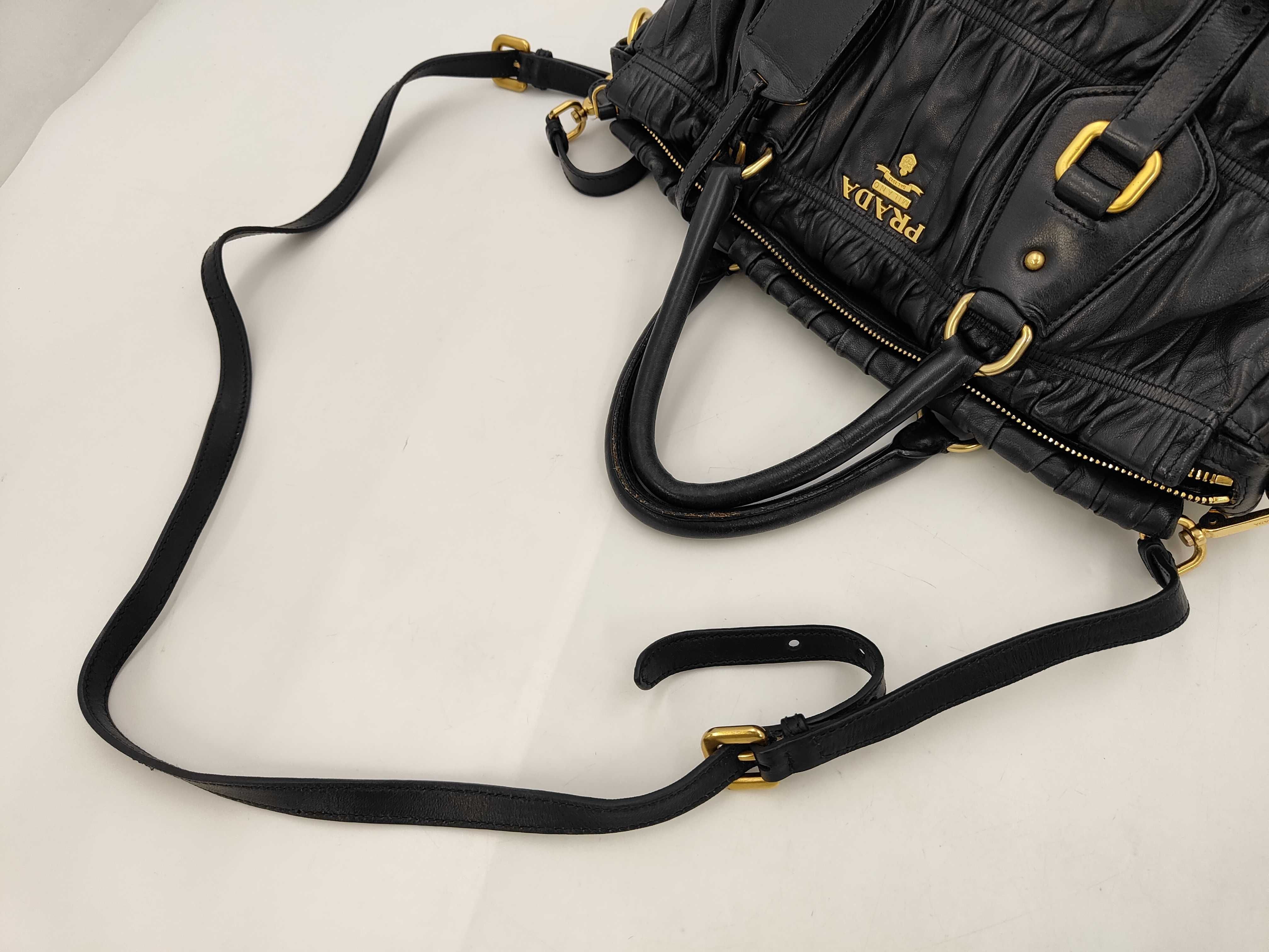 All-Leather Shoulder Bag Logo Tote Bag — view 4