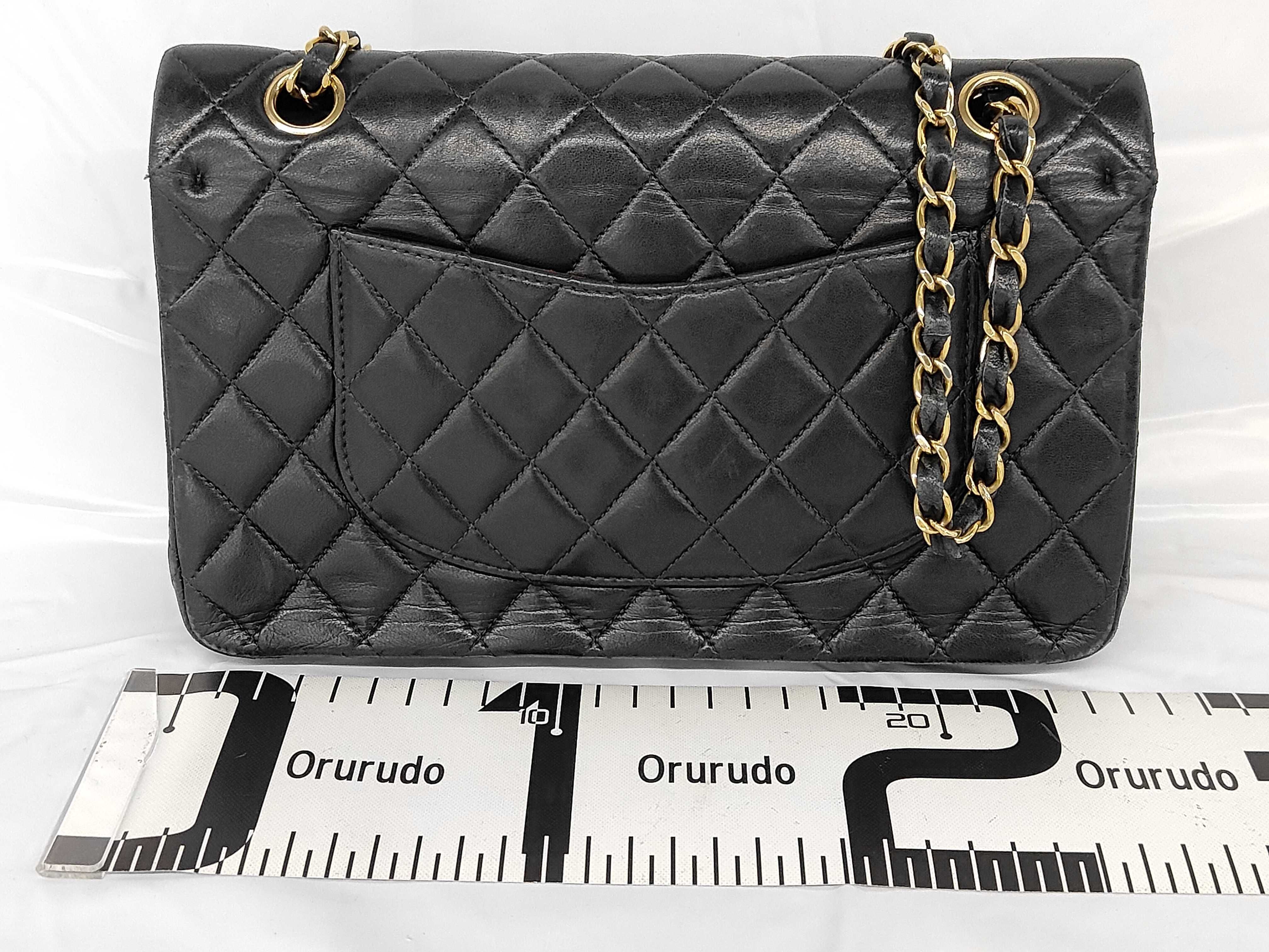 Lambskin Double Flap Chain Shoulder Bag Matelassé 25 Shoulder Bag — view 2