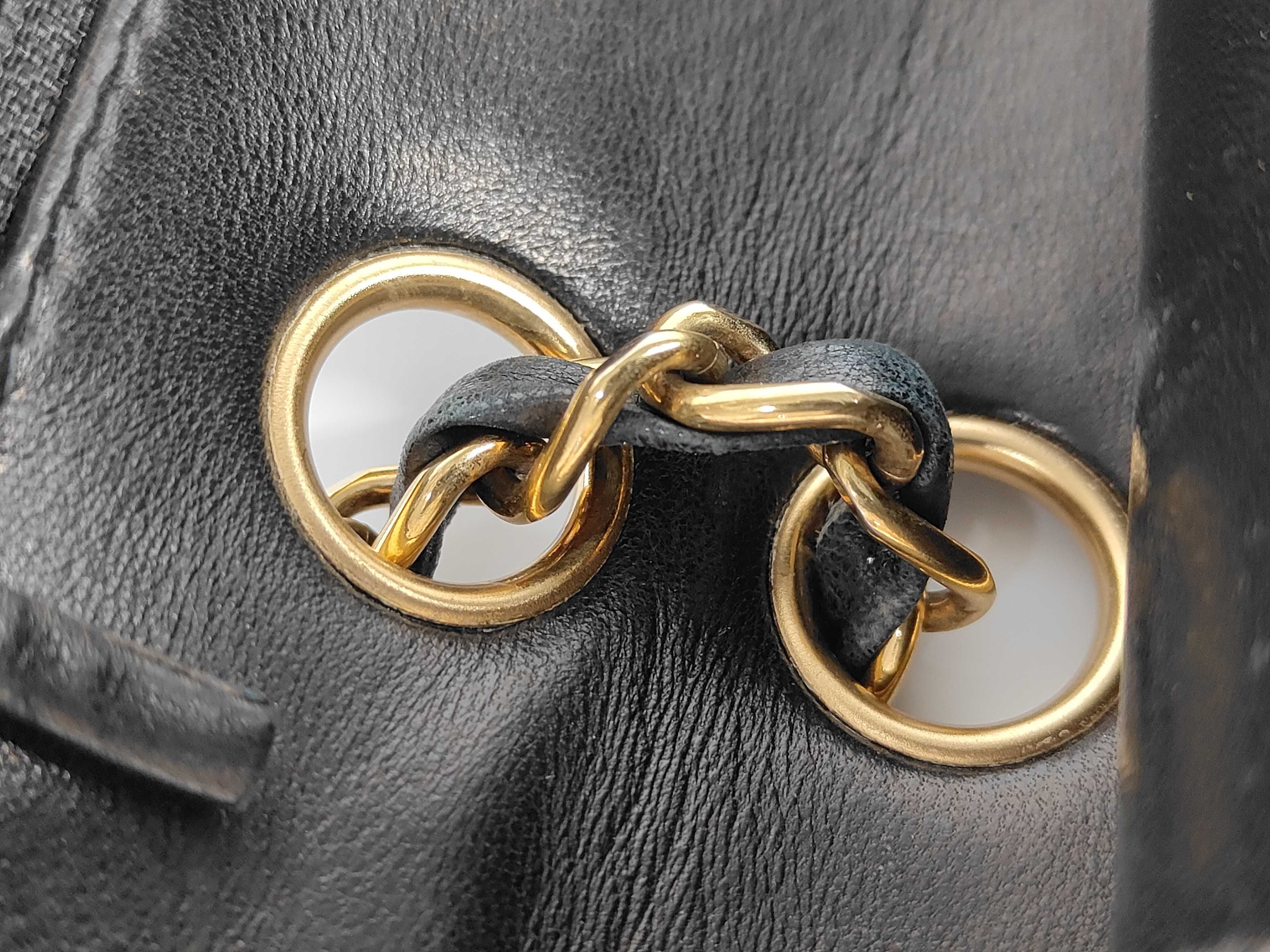 Lambskin Double Flap Chain Shoulder Bag Matelassé 25 Shoulder Bag — view 5