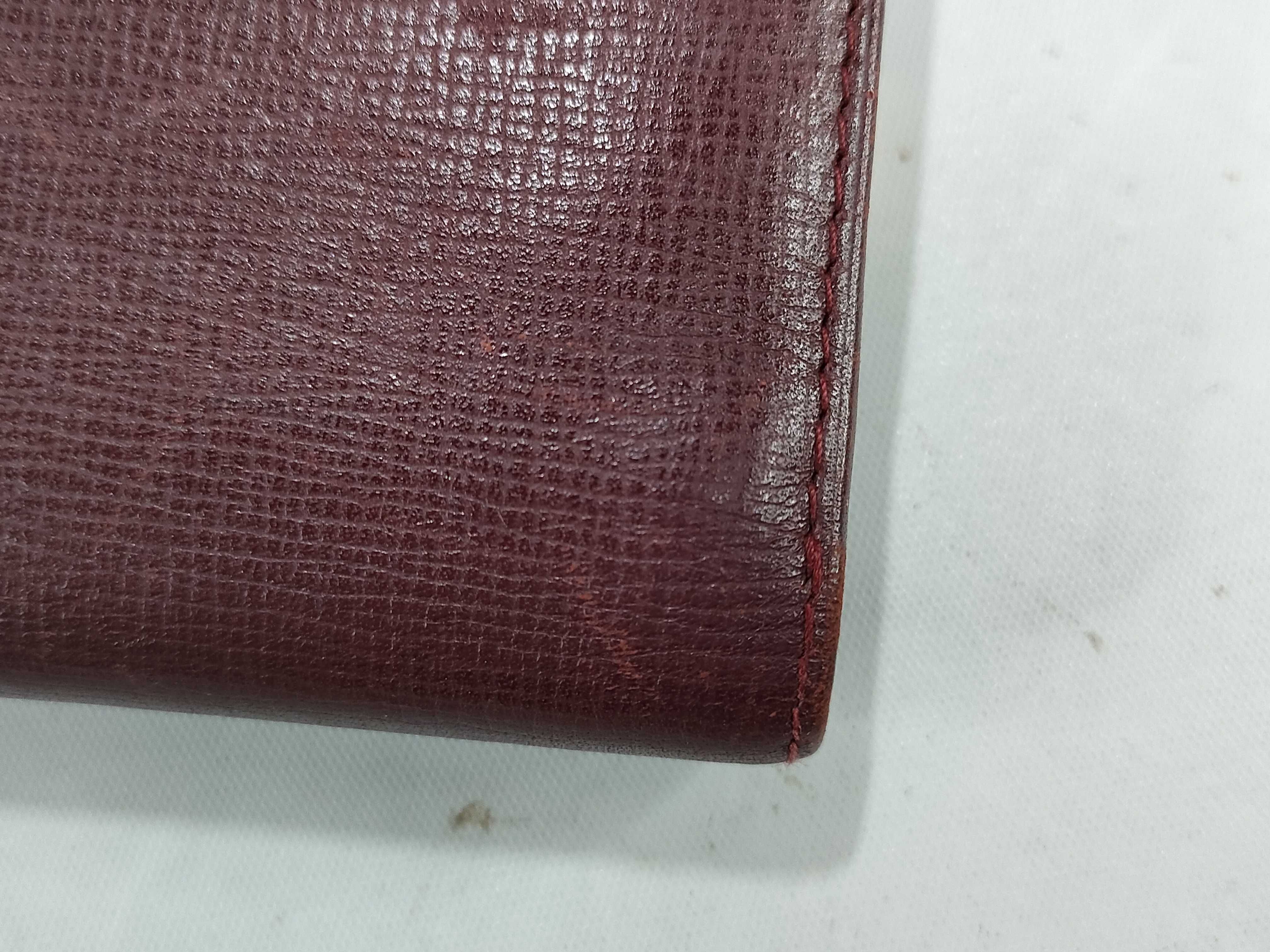Must Compact Wallet — view 12