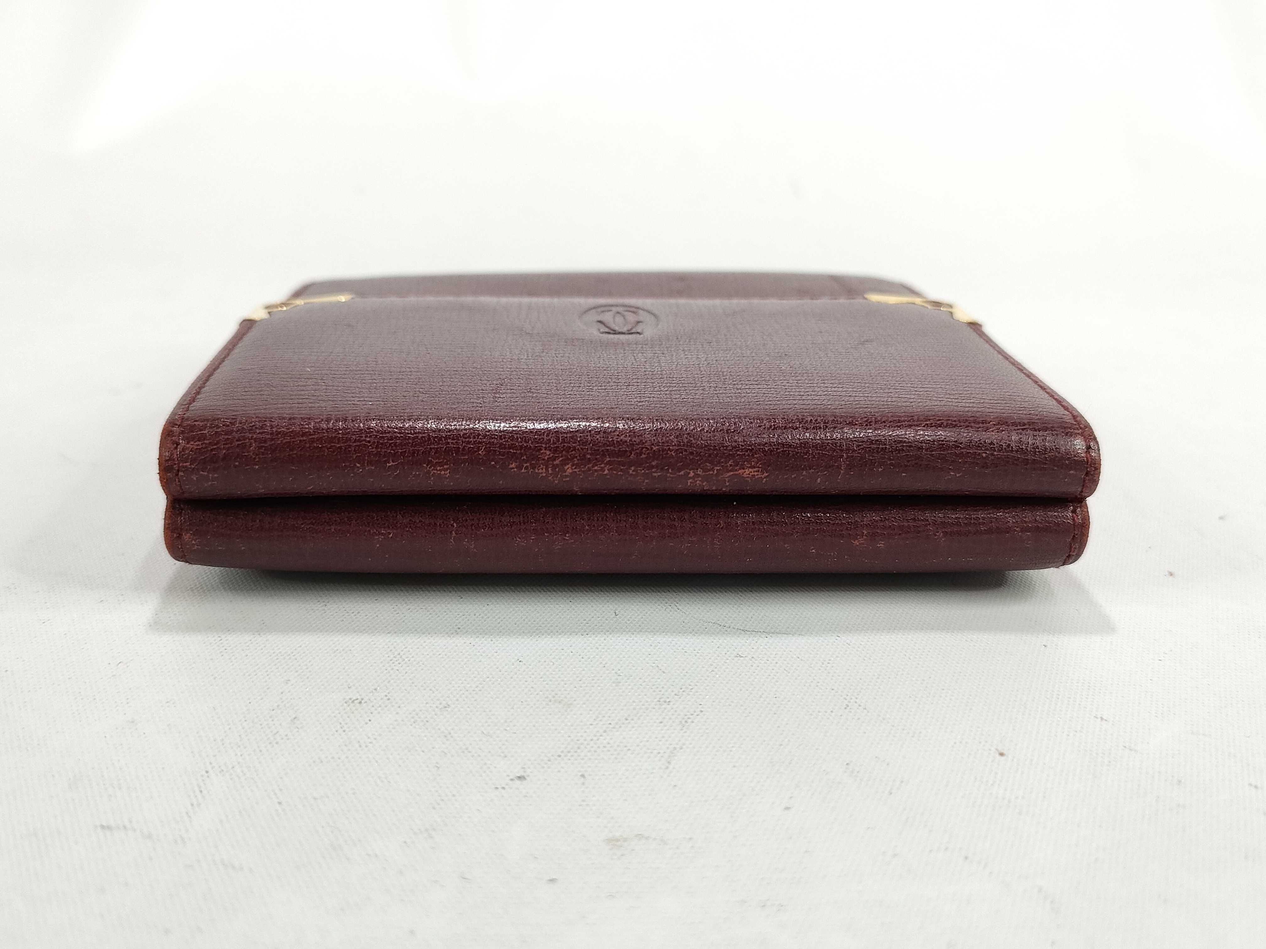 Must Compact Wallet — view 6