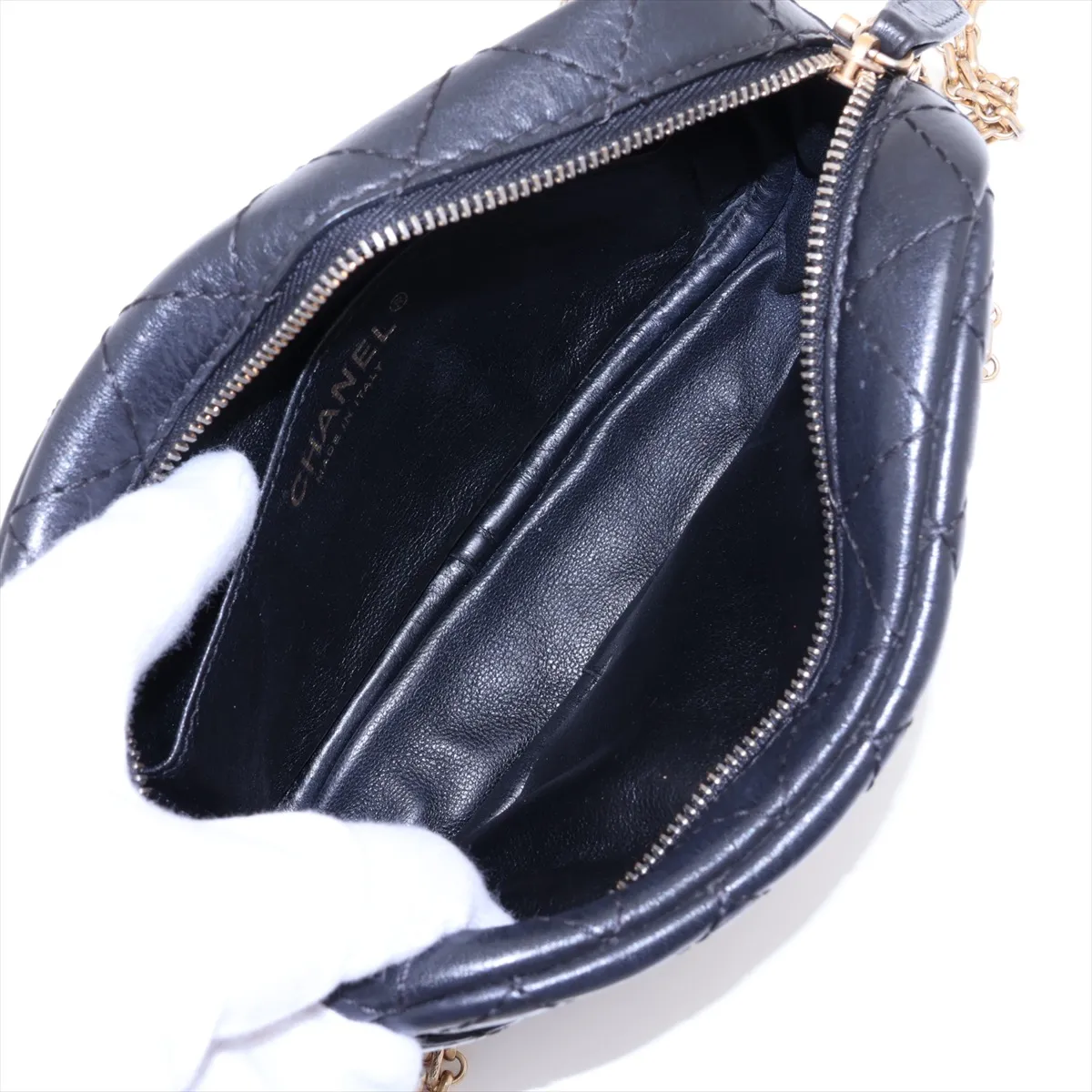 2.55 Vintage Calfskin Chain Shoulder Bag, Black with Gold Hardware, 26683442, serial number in the 26 range. — view 6