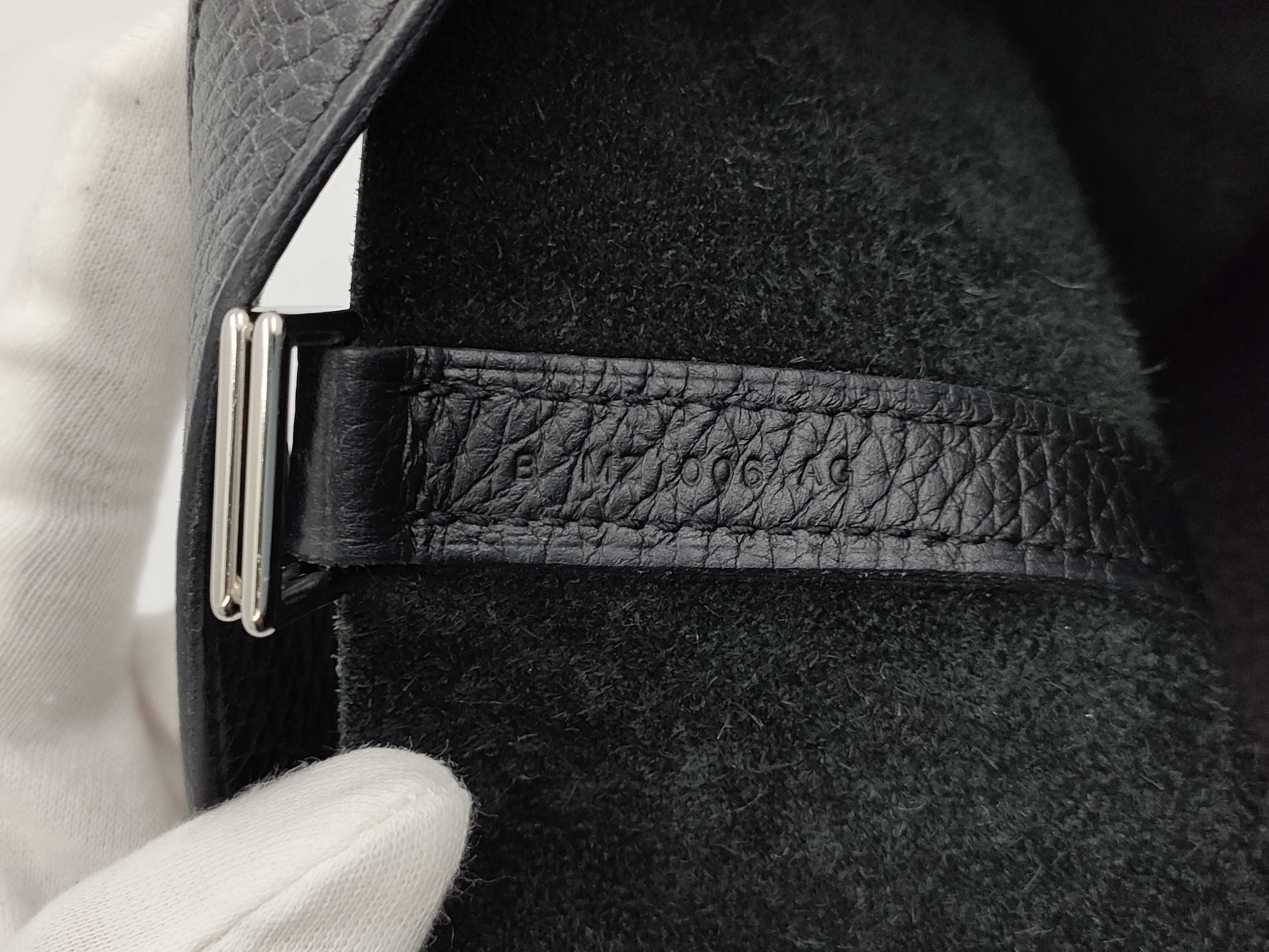 Picotin Lock MM Black Handbag — view 11