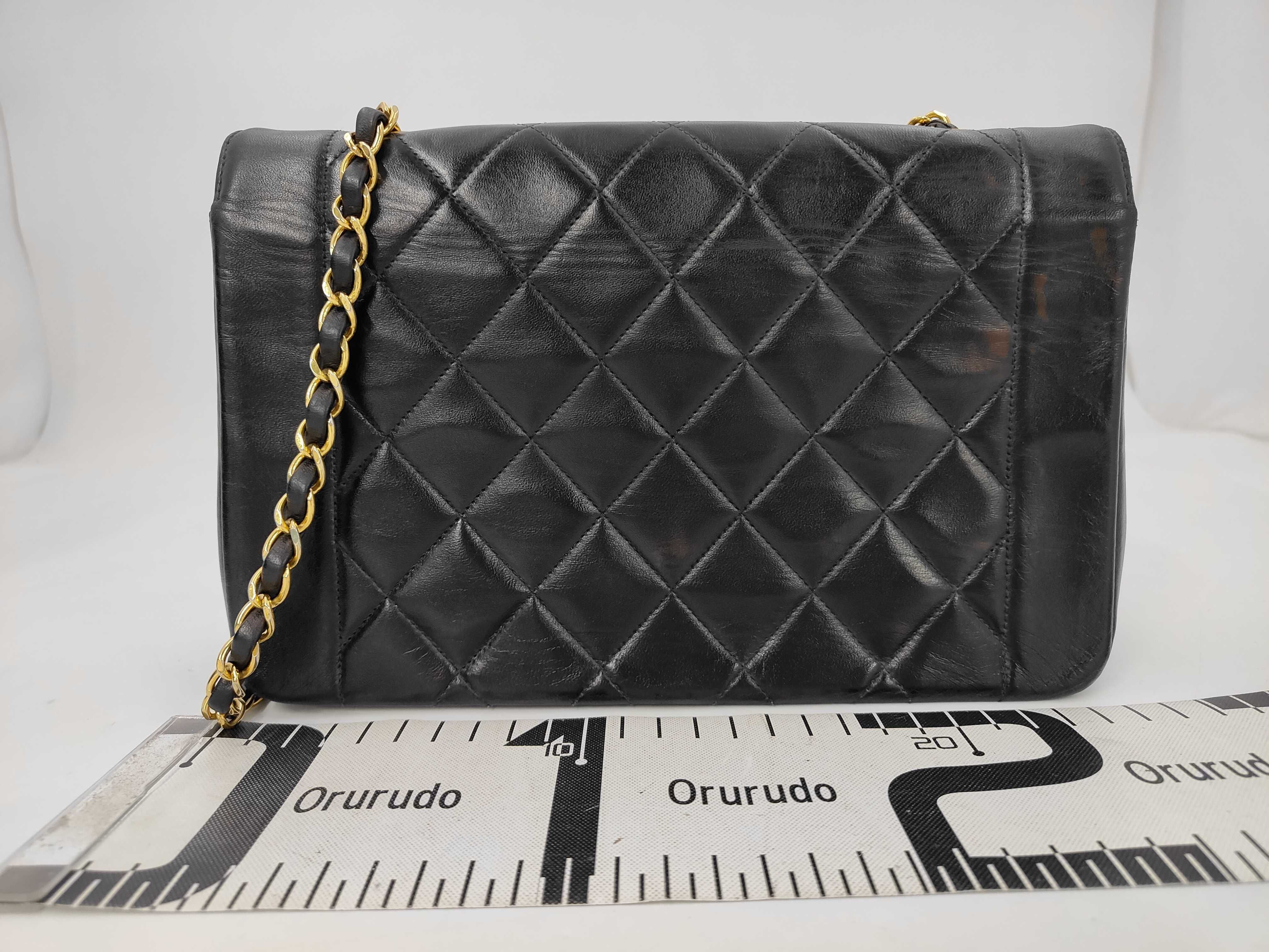 Matelassé 25 Diana No. 2 Chain Shoulder Bag — view 2