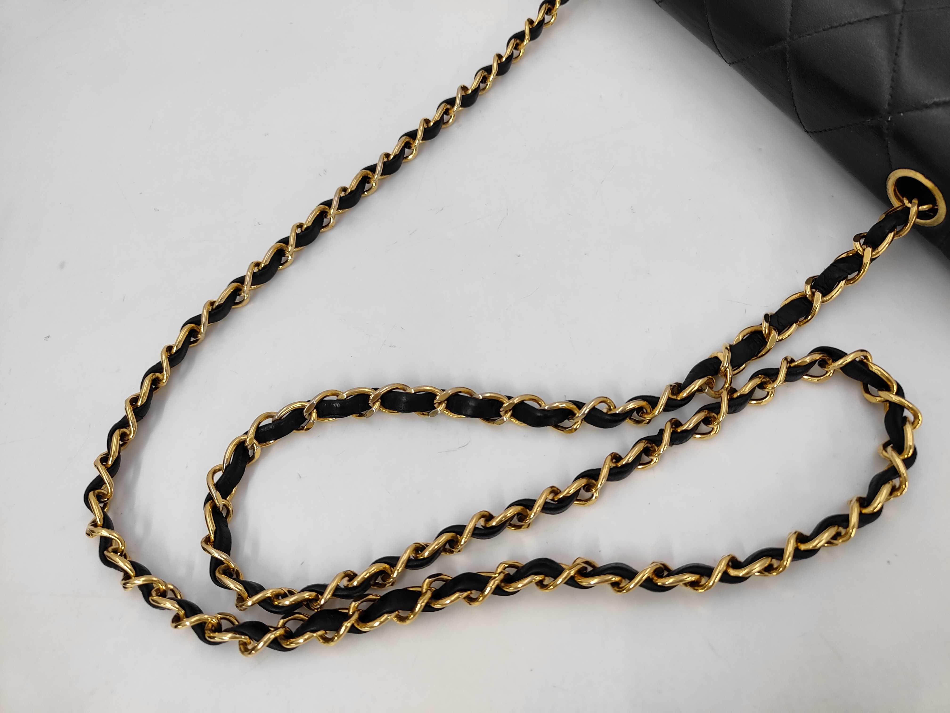 Matelassé 25 Diana No. 2 Chain Shoulder Bag — view 4
