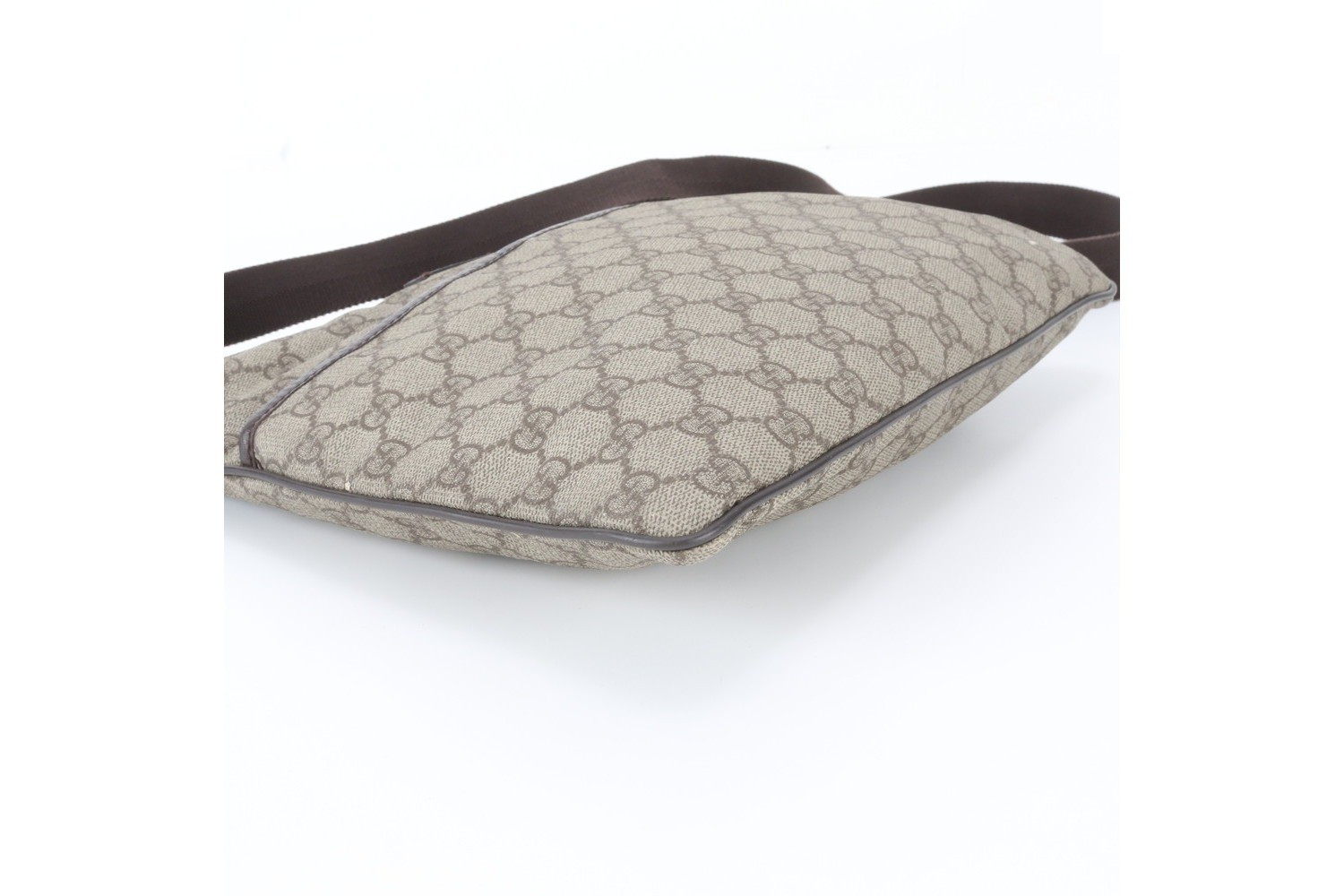 GG Supreme 141626 Leather Shoulder Bag (Crossbody) — view 4