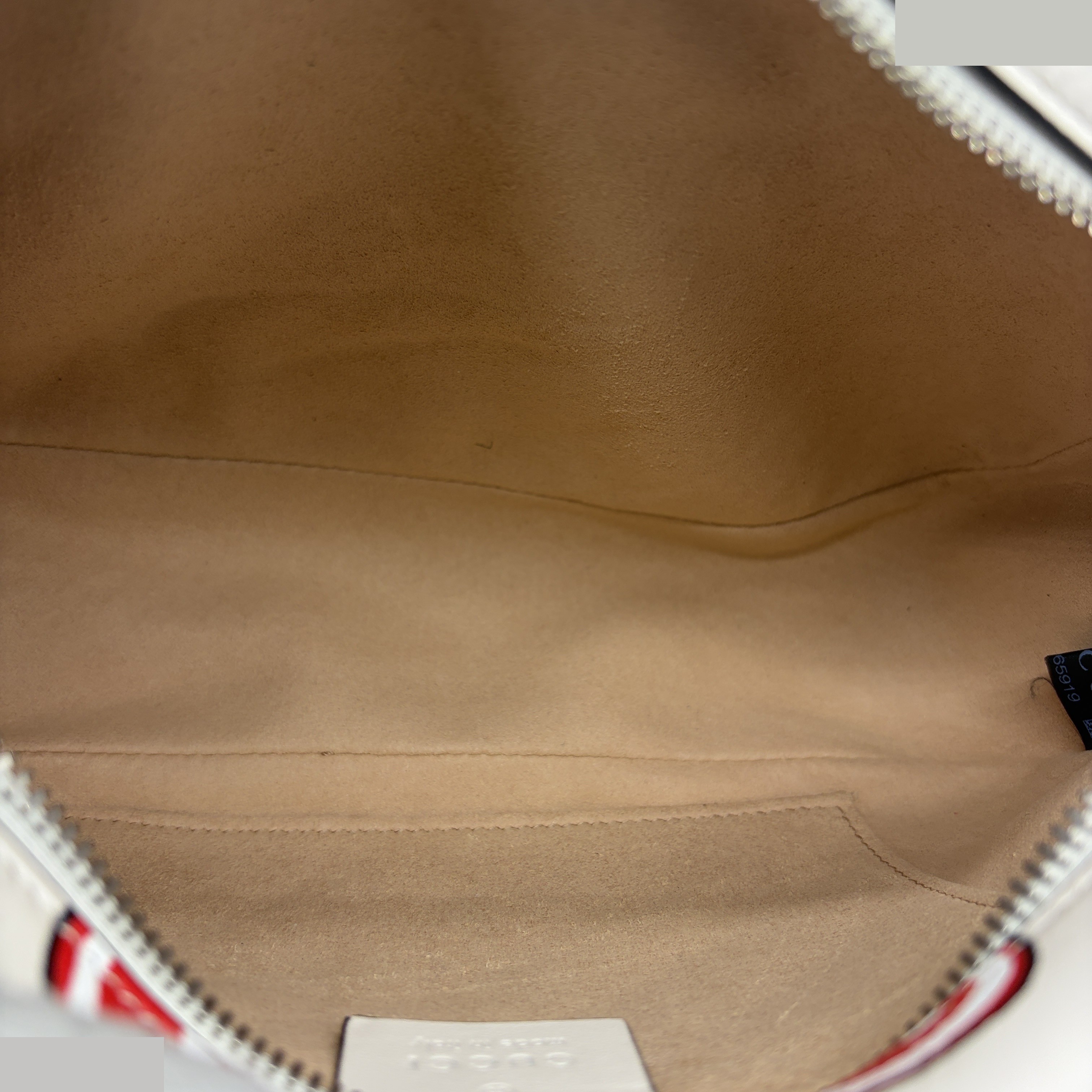 GG Marmont Chain Bag — view 9