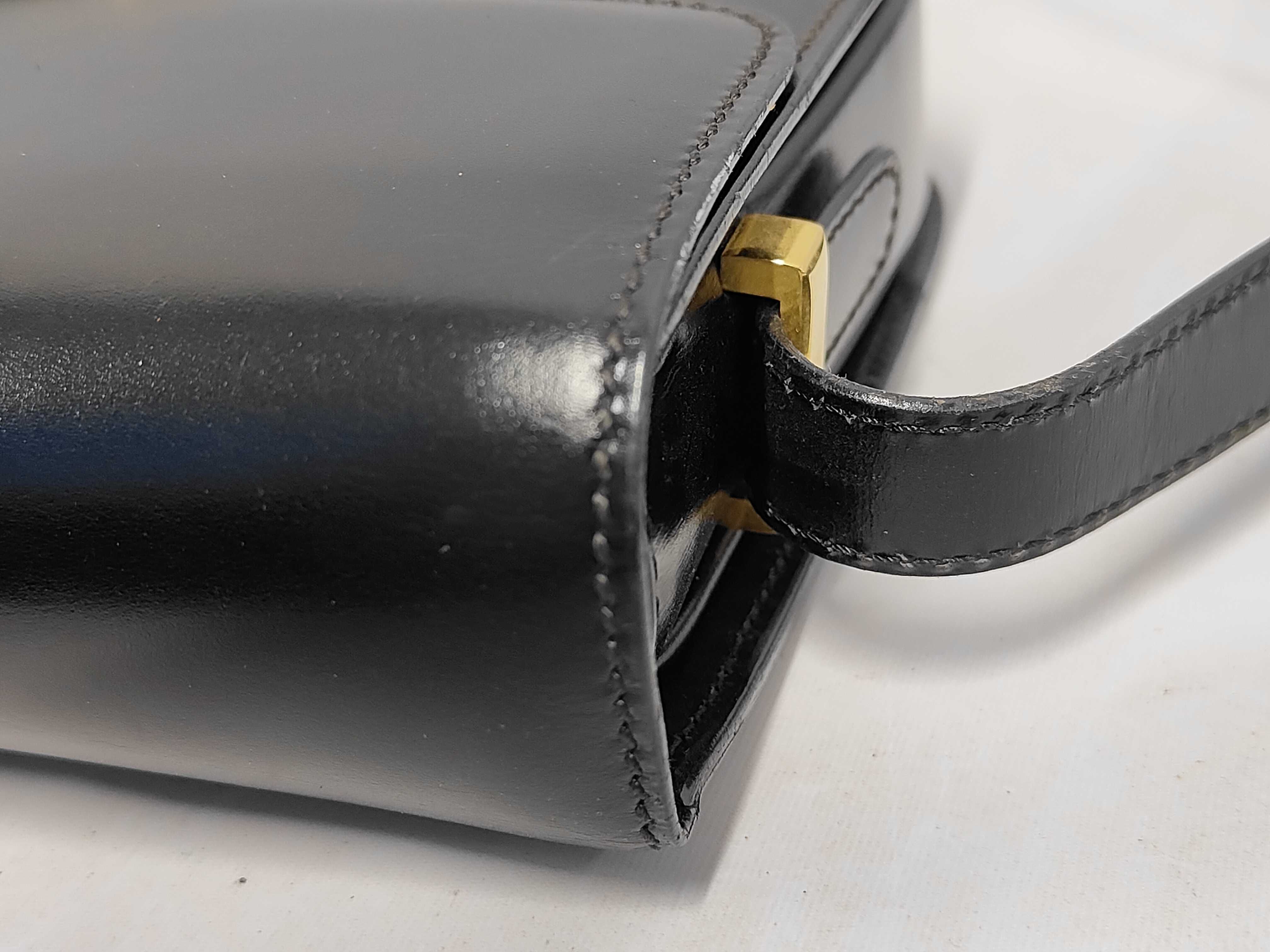Old Vintage Carriage Hardware Leather Shoulder Bag — view 7