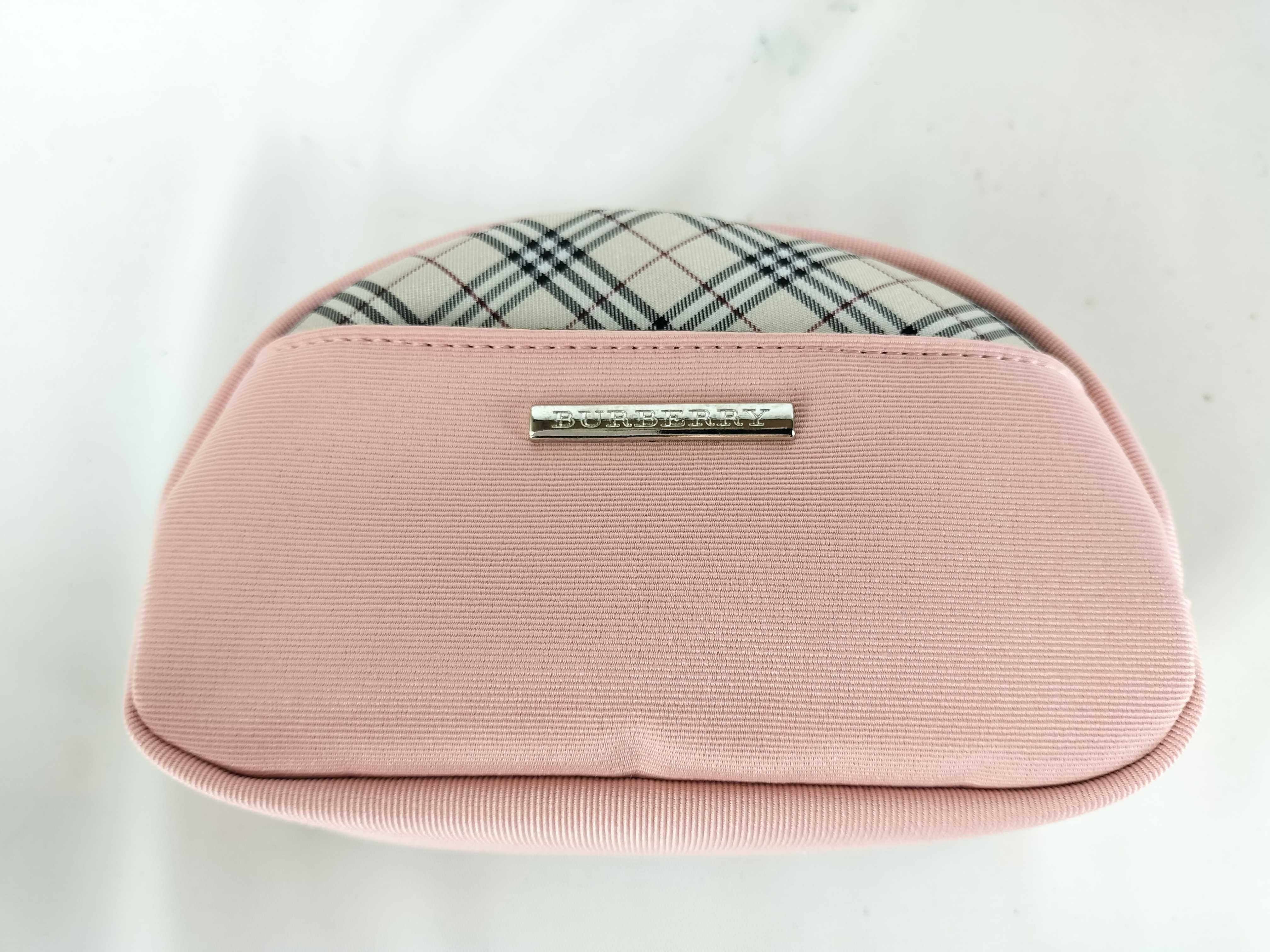 pouch, handkerchief, Nova Check pattern, with box, and other accessories. — view 2
