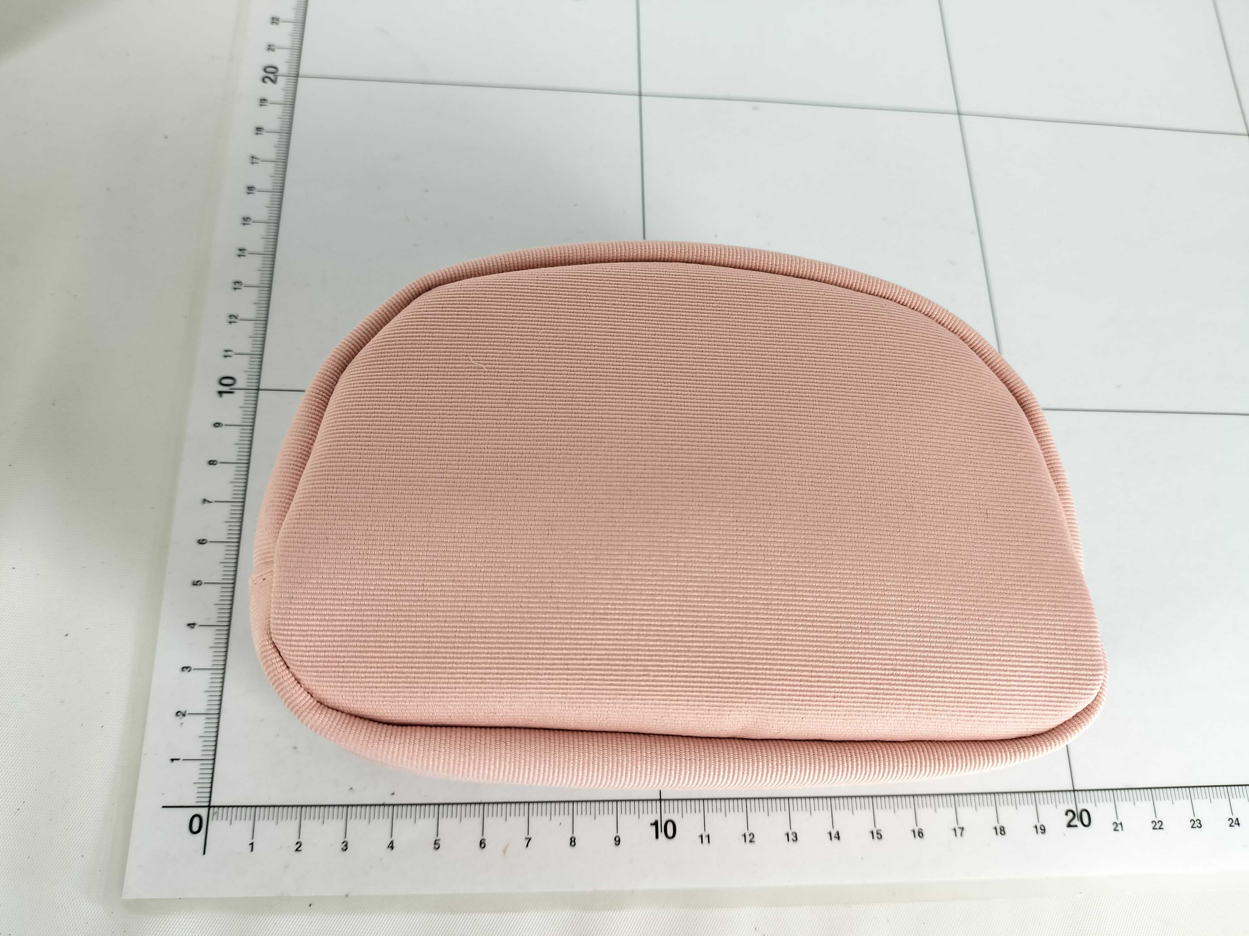 pouch, handkerchief, Nova Check pattern, with box, and other accessories. — view 8