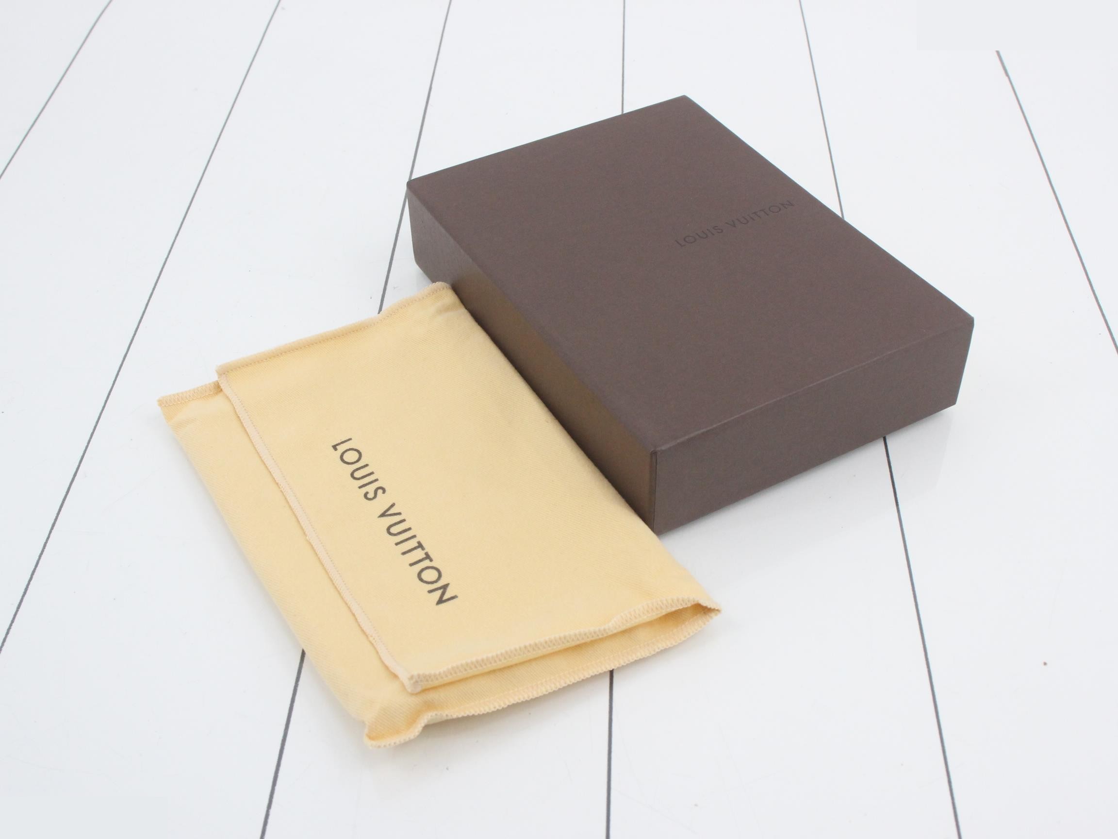 Monogram Portefeuille Alexandra Tri-fold Wallet — view 5