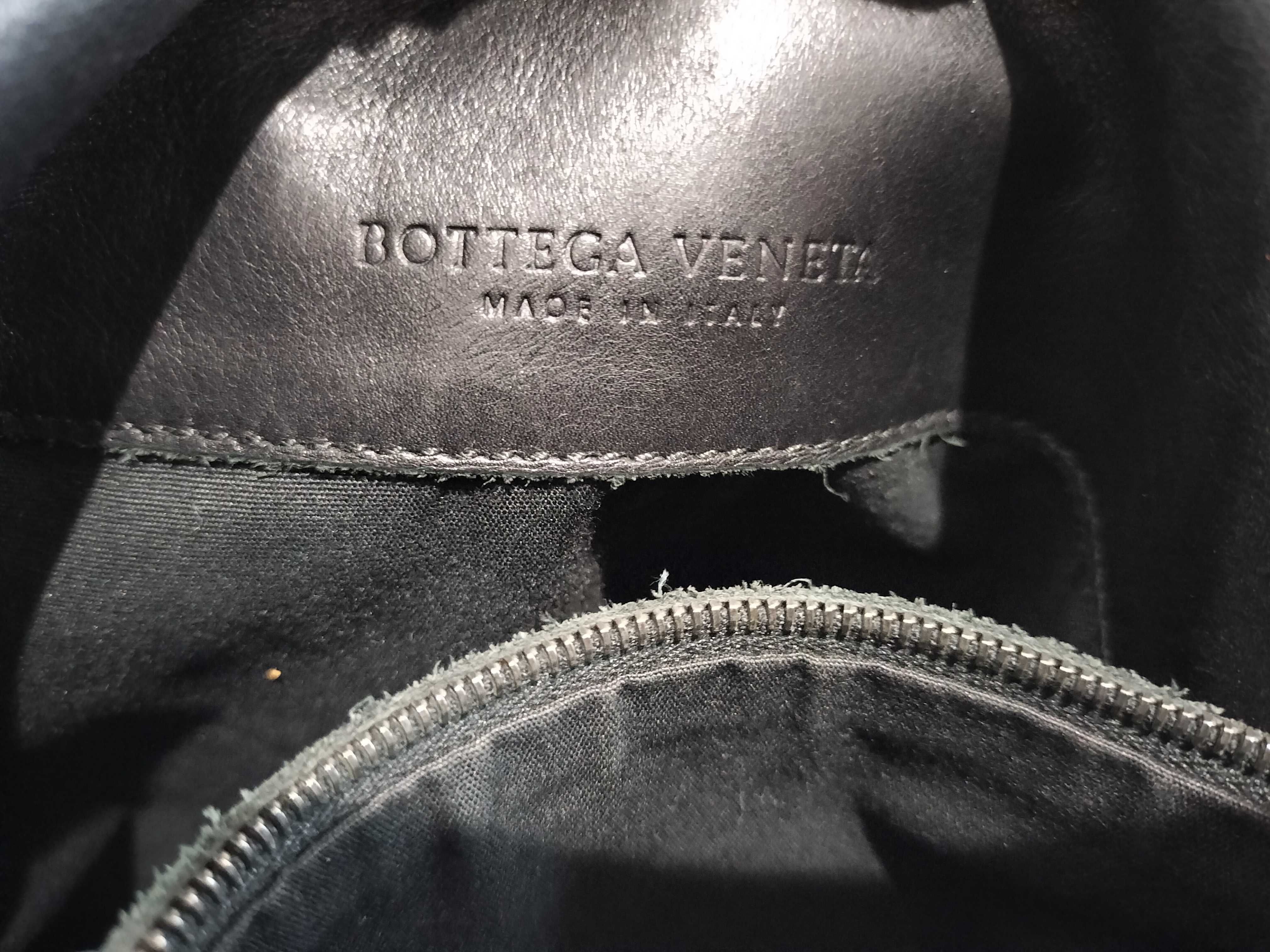 Intrecciato Shoulder Bag — view 11