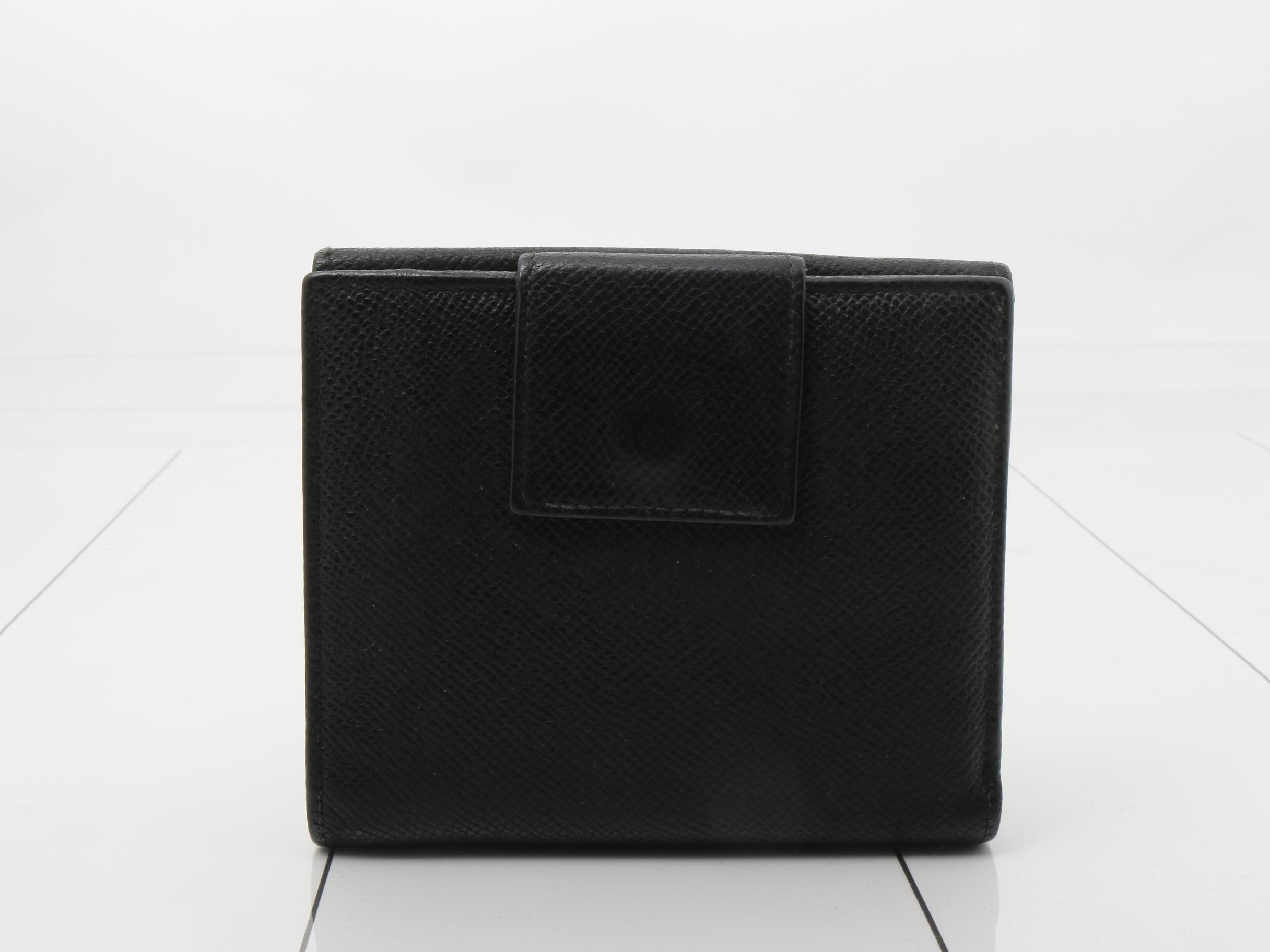 wallet — view 2