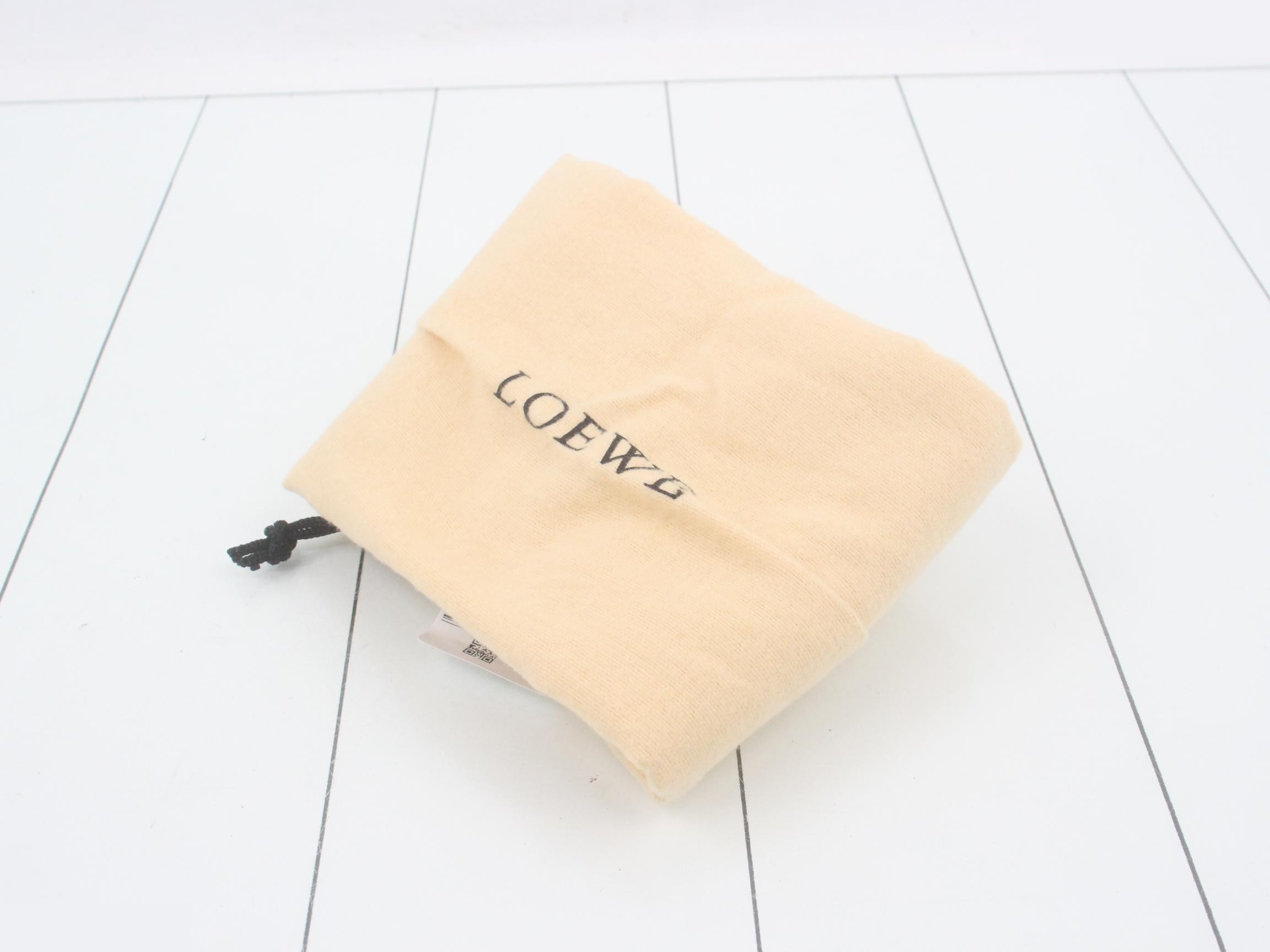 Logo-embossed leather — view 7