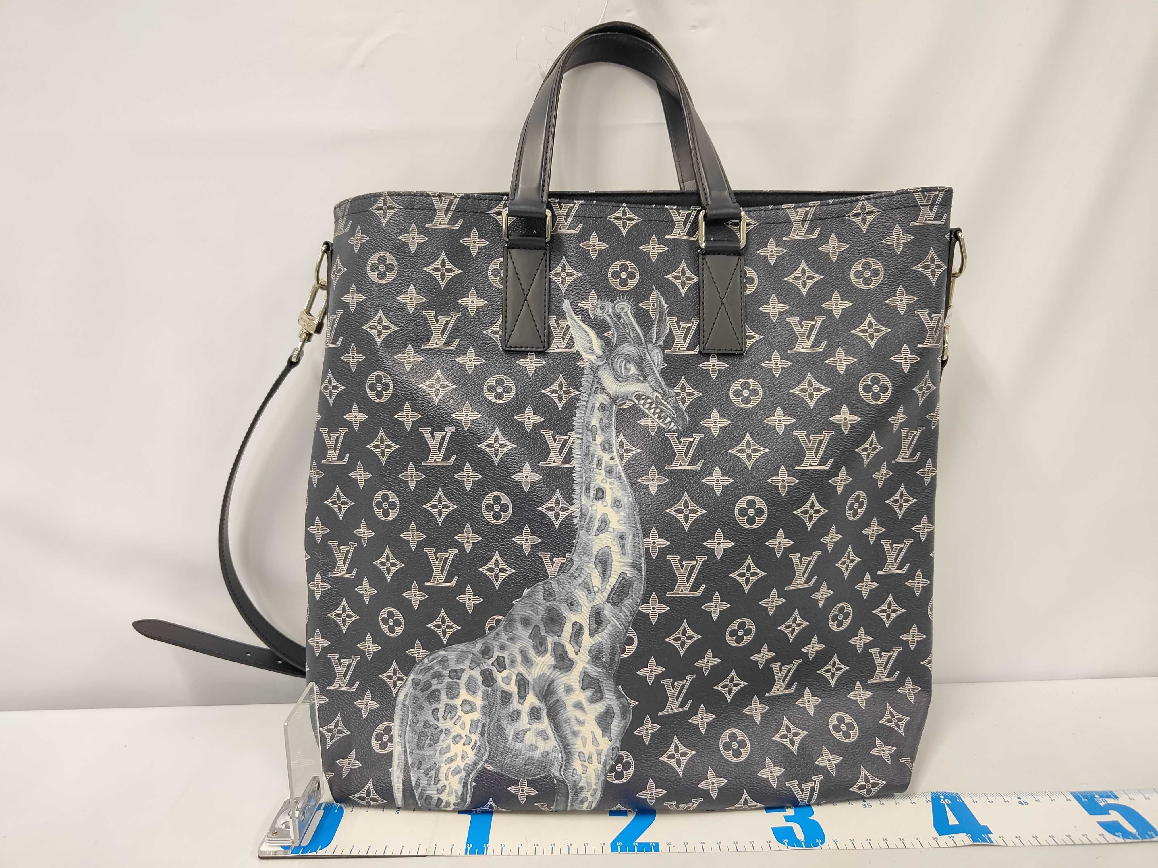 2-Way Monogram M54127 Savannah Chapman Tote Bag — view 2