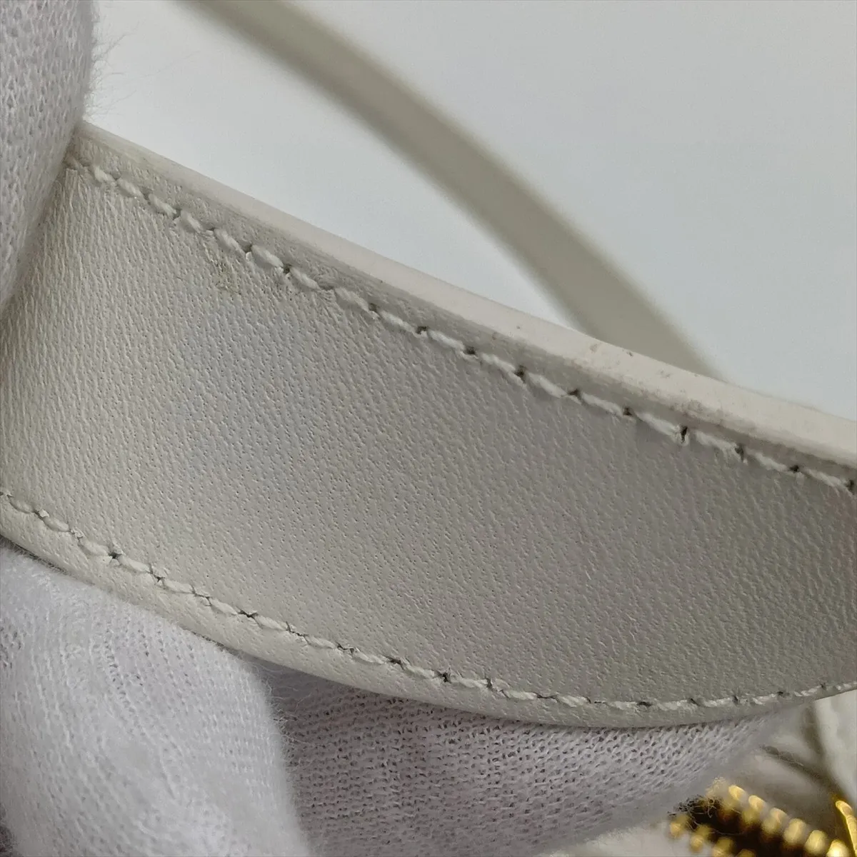 Cannage Dream Leather Shoulder Bag, White — view 14
