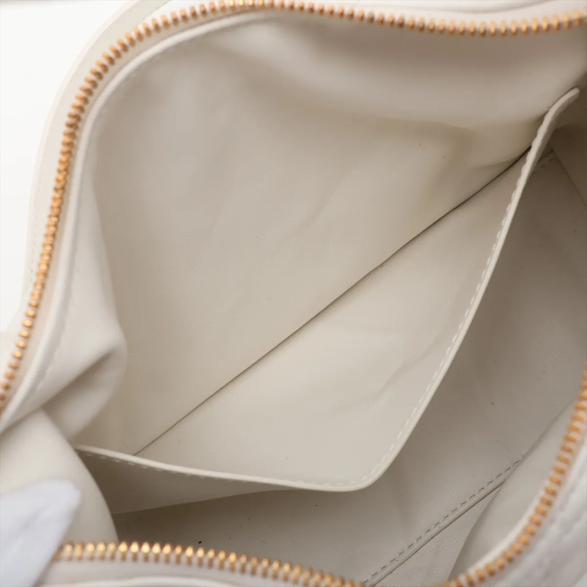 Cannage Dream Leather Shoulder Bag, White — view 9