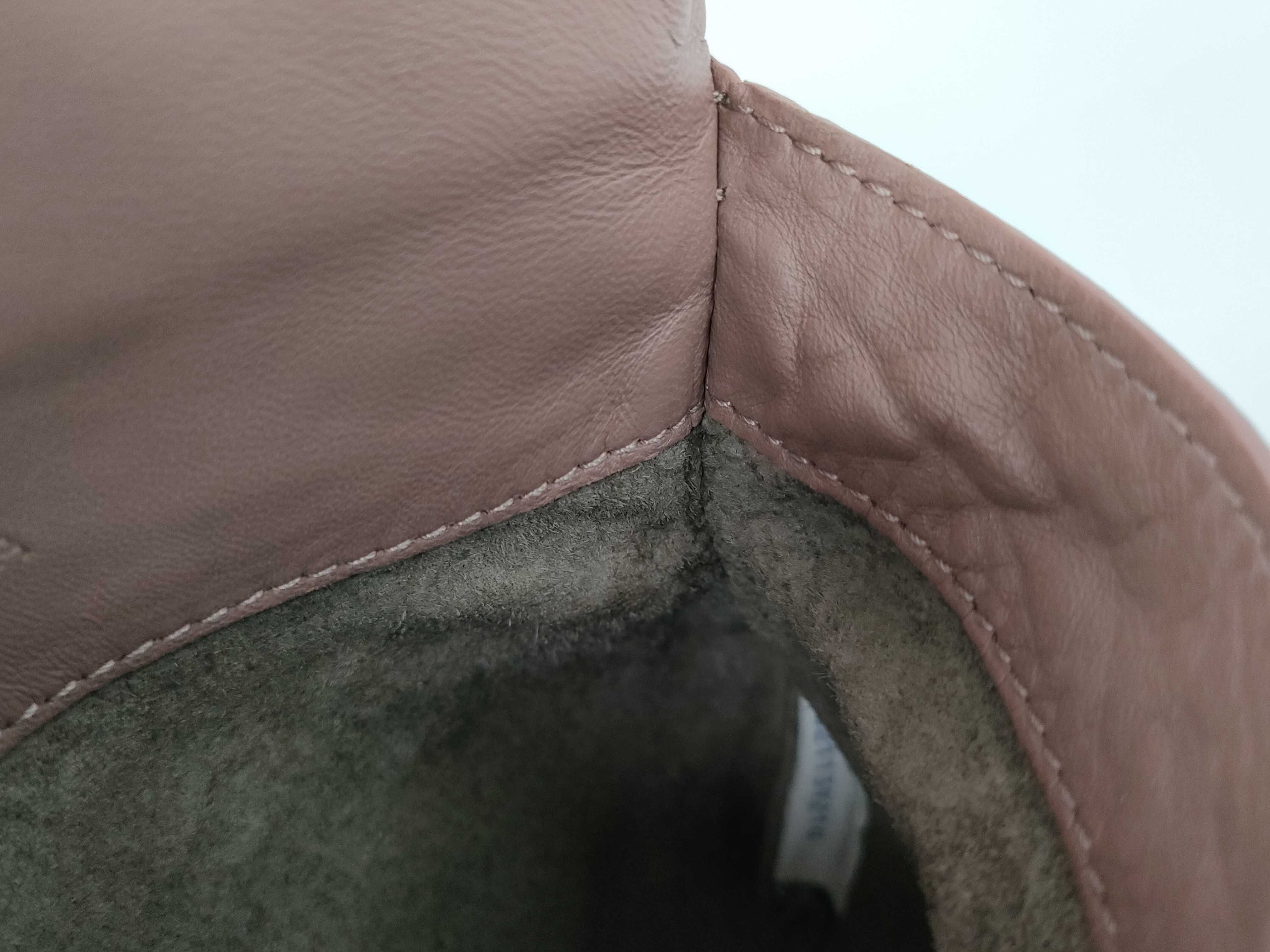 Chain Wallet Shoulder Bag — view 9