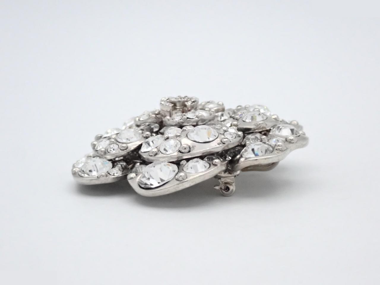 Brooch, Coco Mark, Camellia — view 3