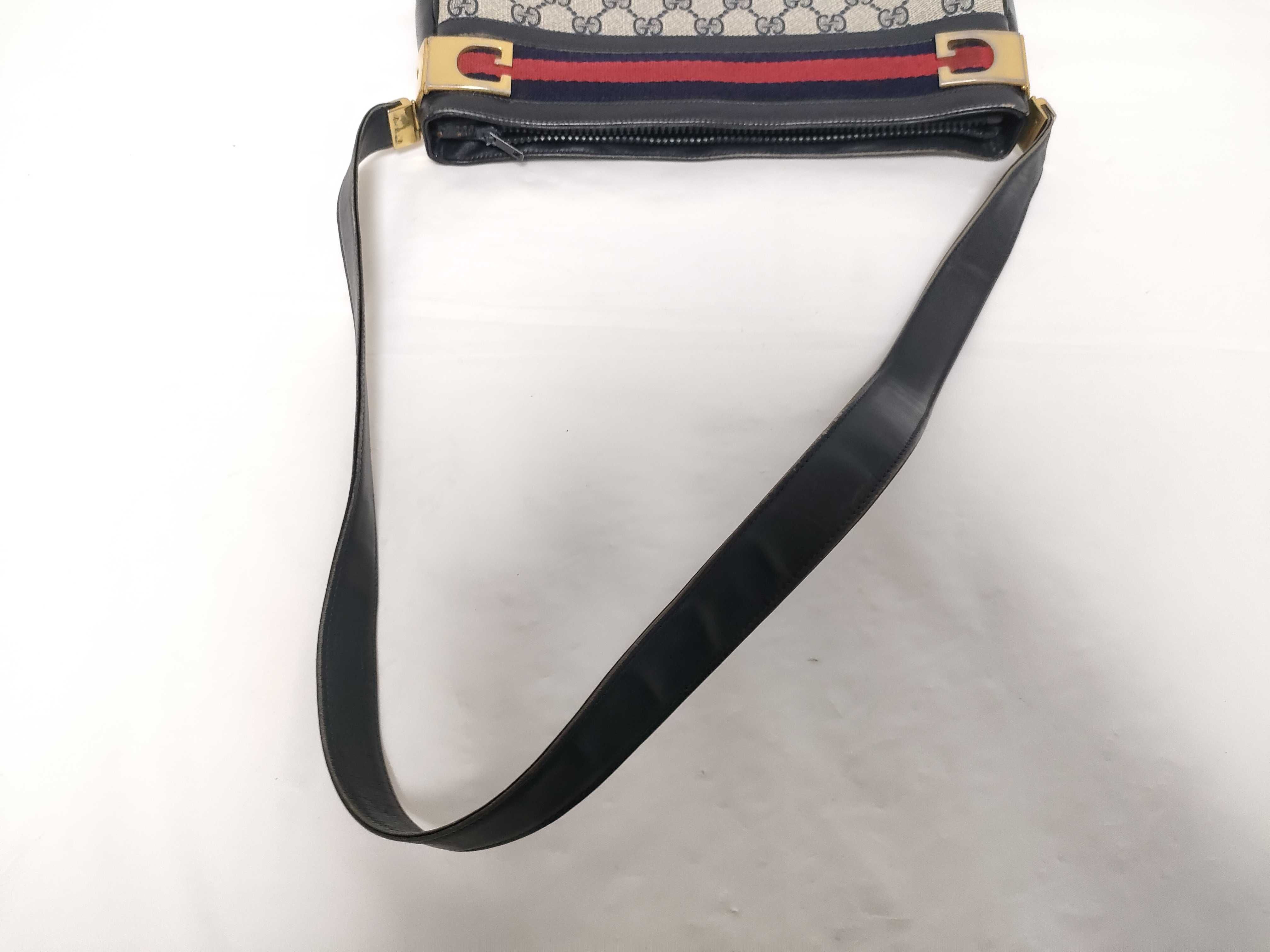 GG Old Gucci Bag Shoulder Bag — view 3