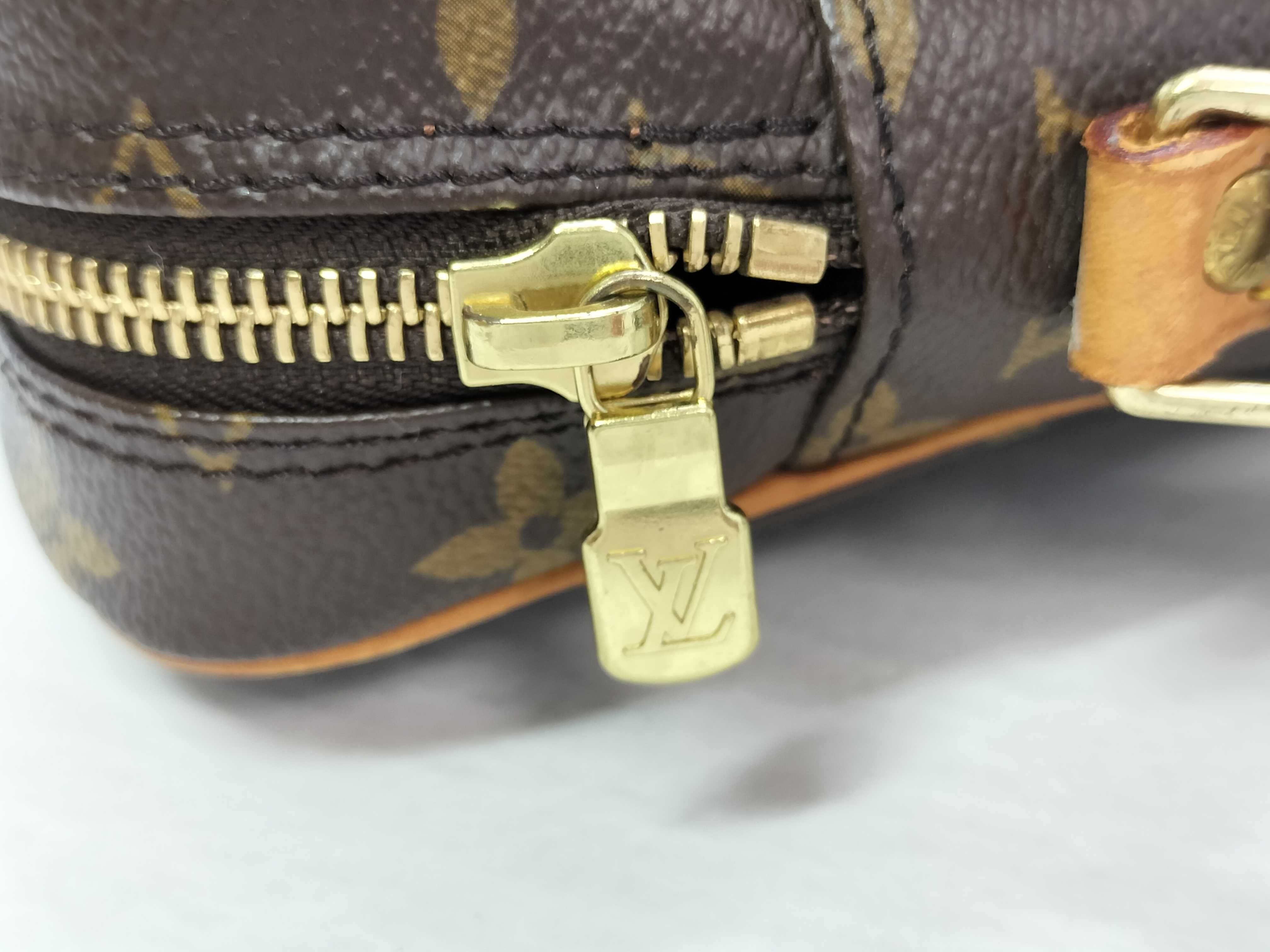 Monogram Amazon M45236 TH0025 Brown Shoulder Bag — view 14