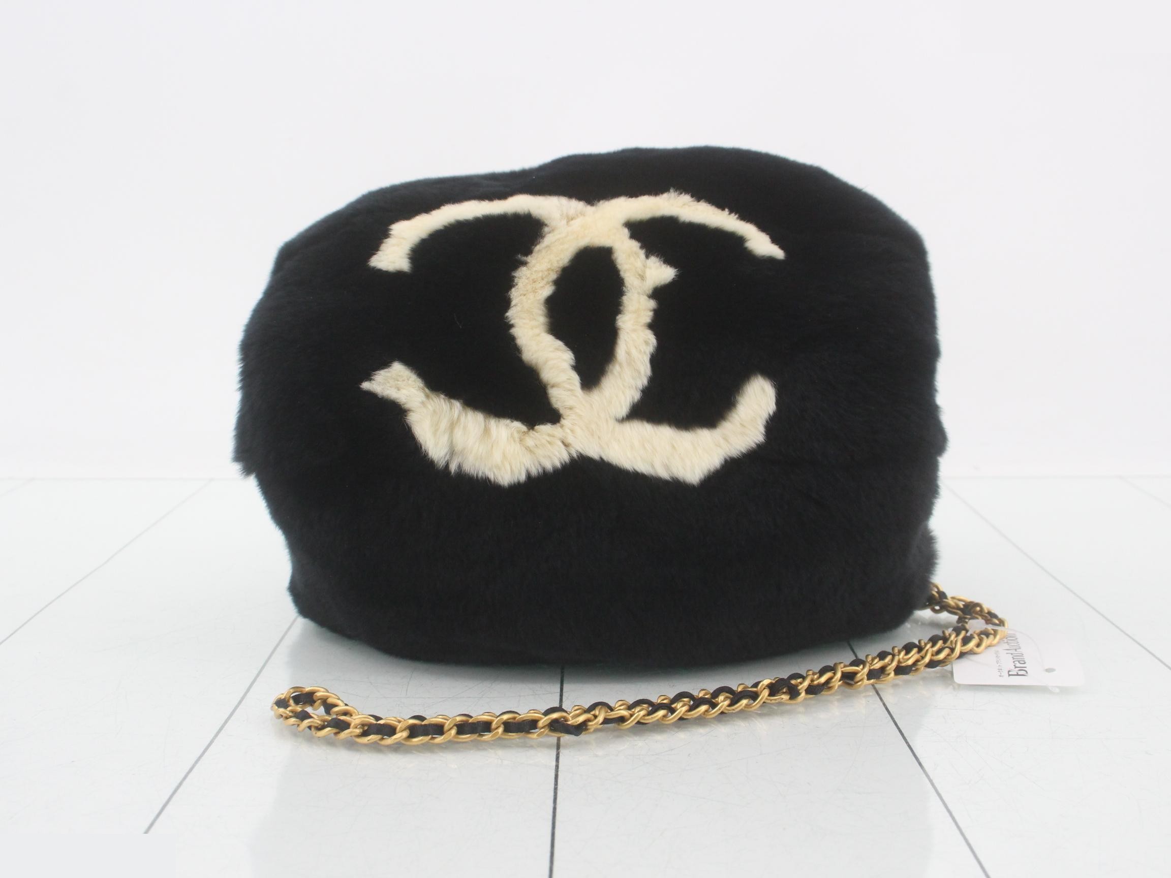 Lapin (Bag) - Shoulder Bag