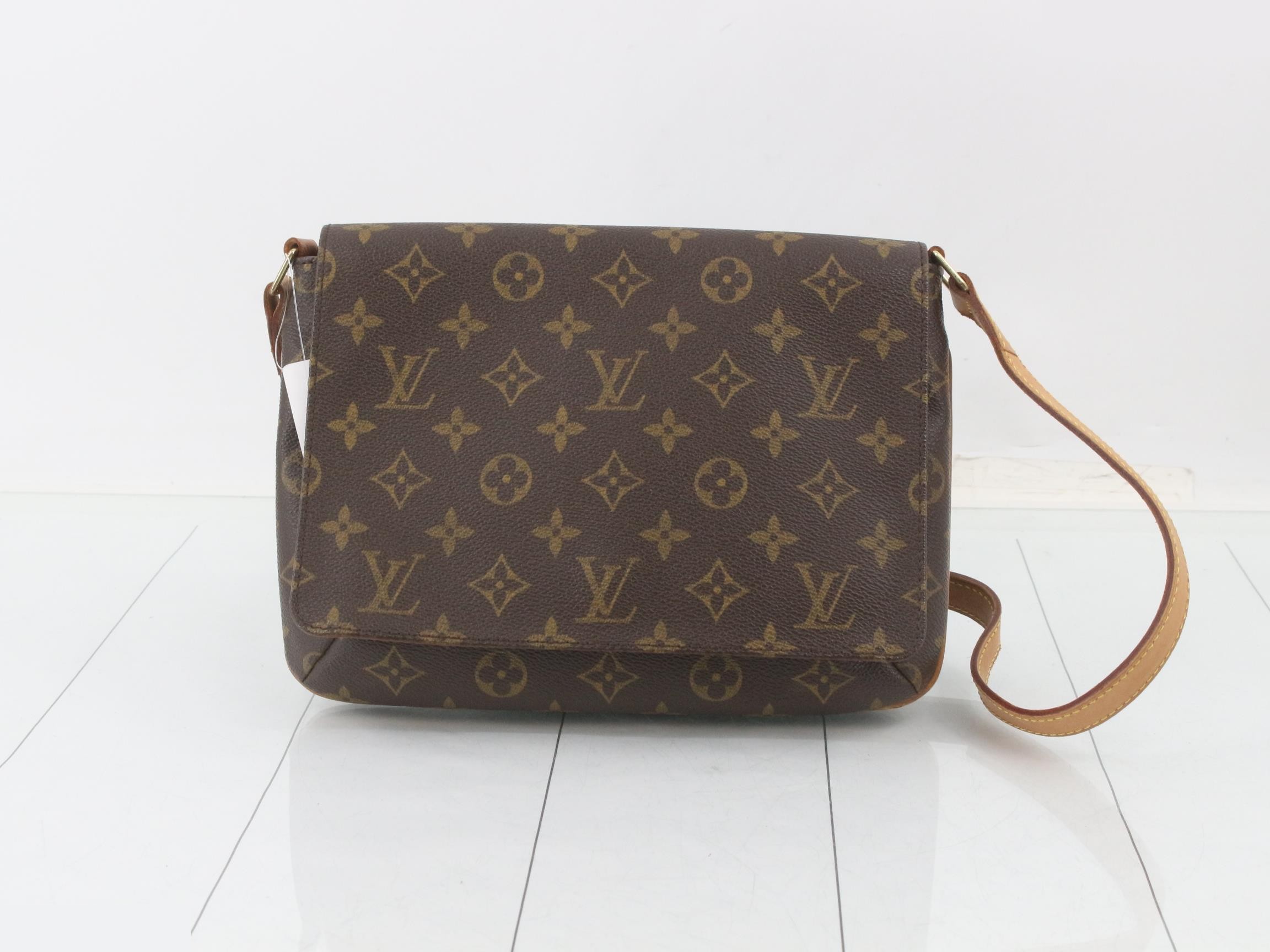 Musette Tango Short Shoulder