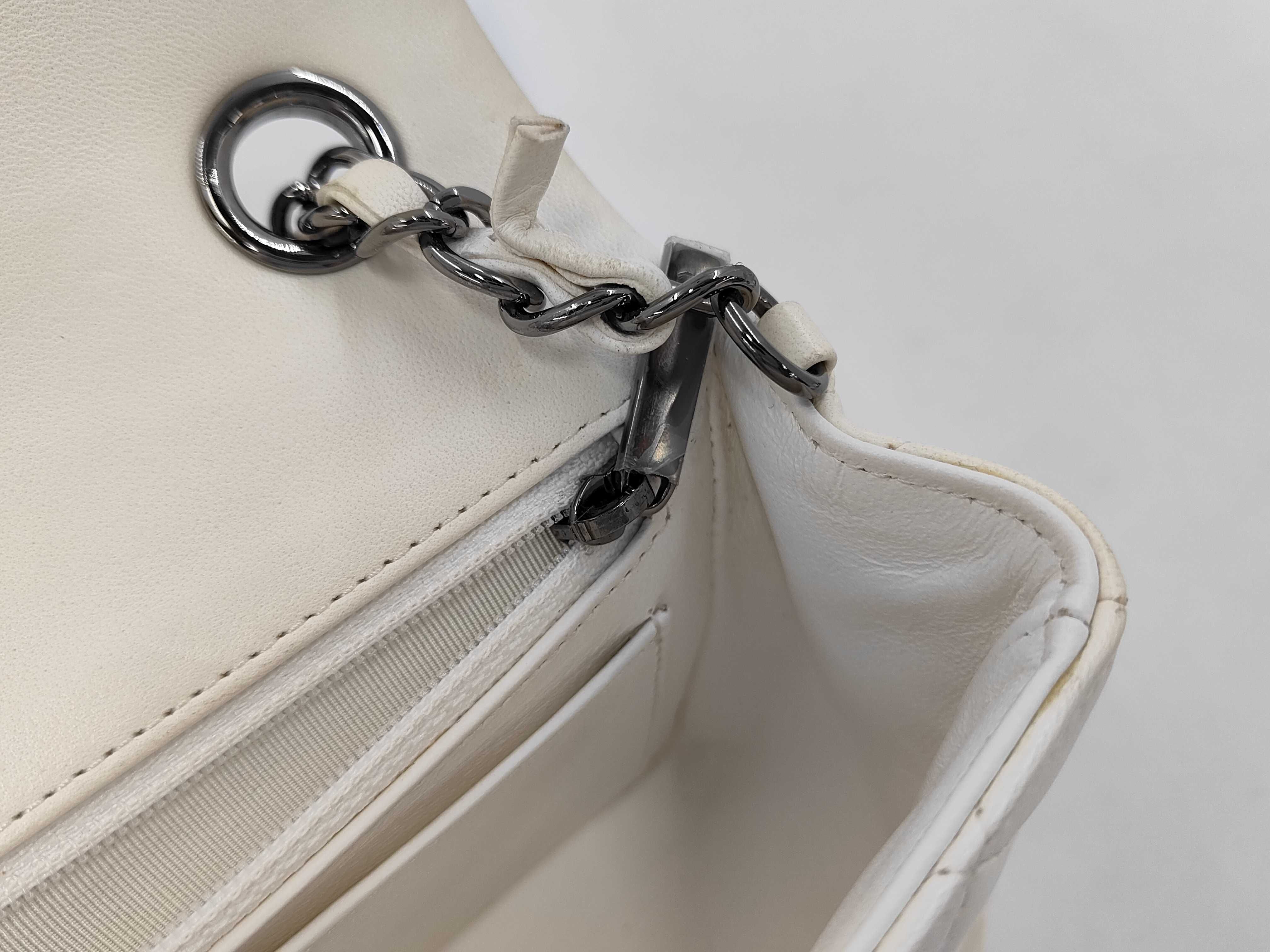 Matelassé Mini Matelassé Chain Shoulder Bag, White — view 11