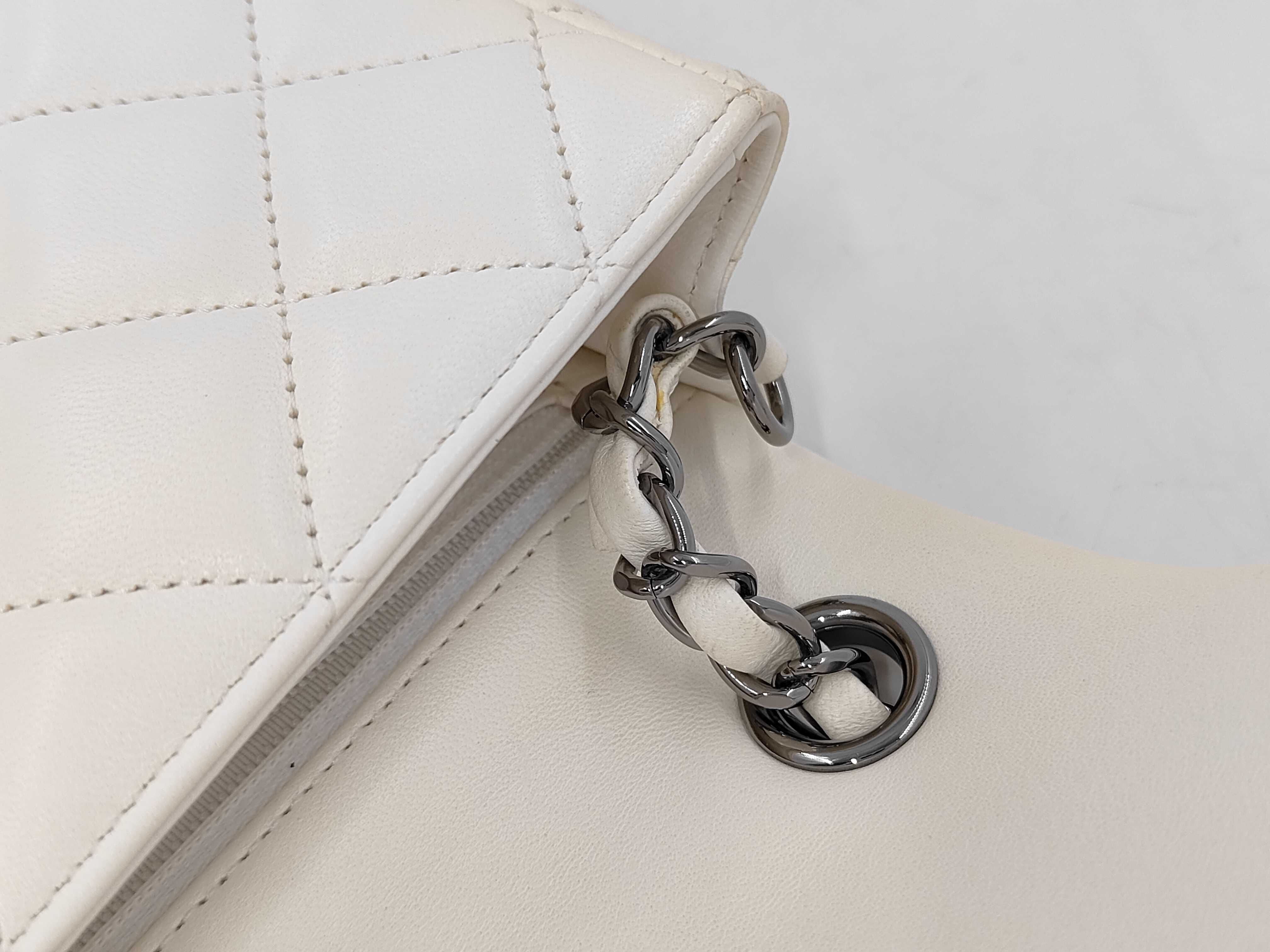 Matelassé Mini Matelassé Chain Shoulder Bag, White — view 8