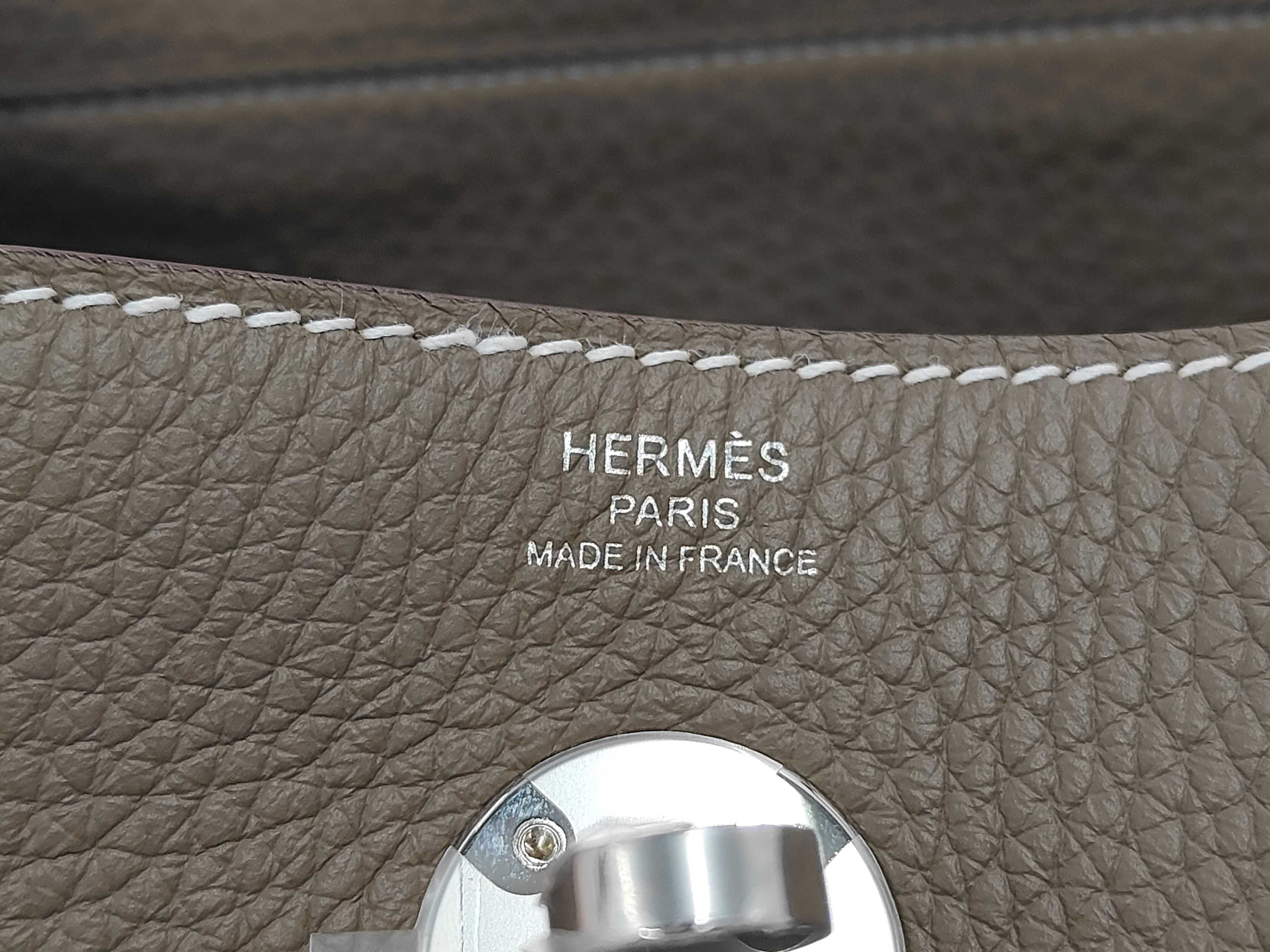 Lindy 26 Taurillon Clemence Etoupe Silver Hardware G Stamp Handbag — view 9