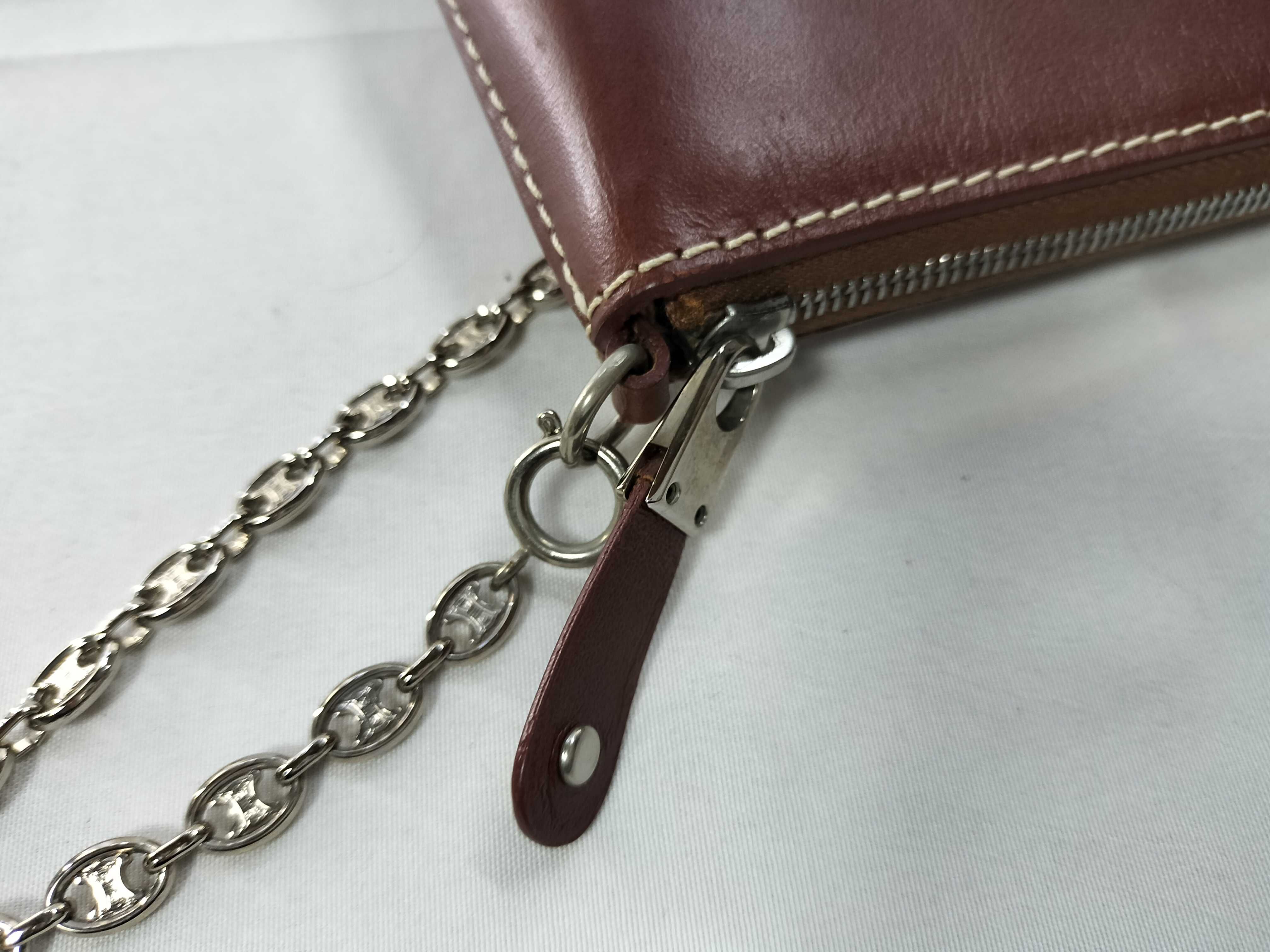 Accessory Pouch Triomphe Chain Pouch — view 12
