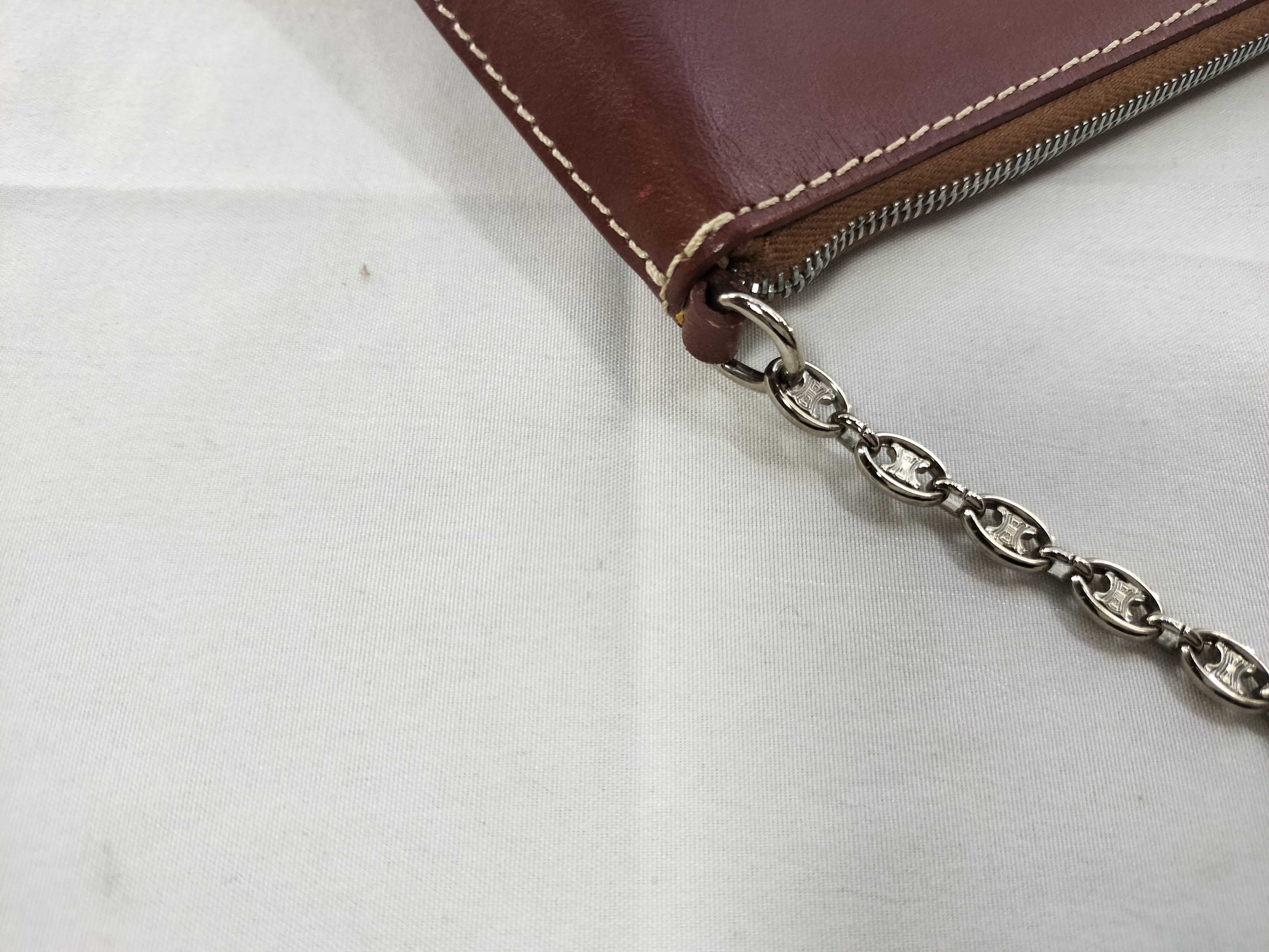 Accessory Pouch Triomphe Chain Pouch — view 5