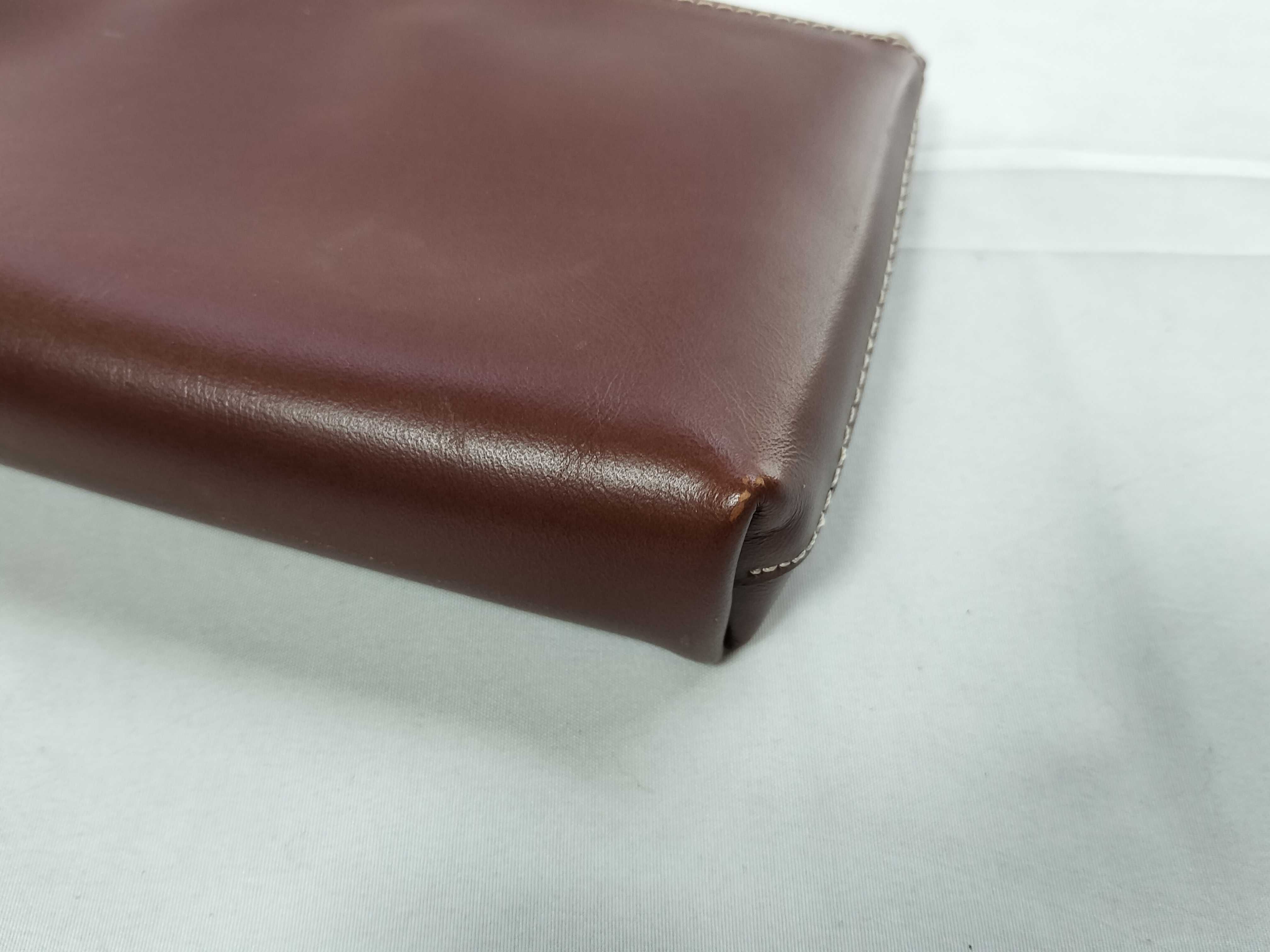 Accessory Pouch Triomphe Chain Pouch — view 7