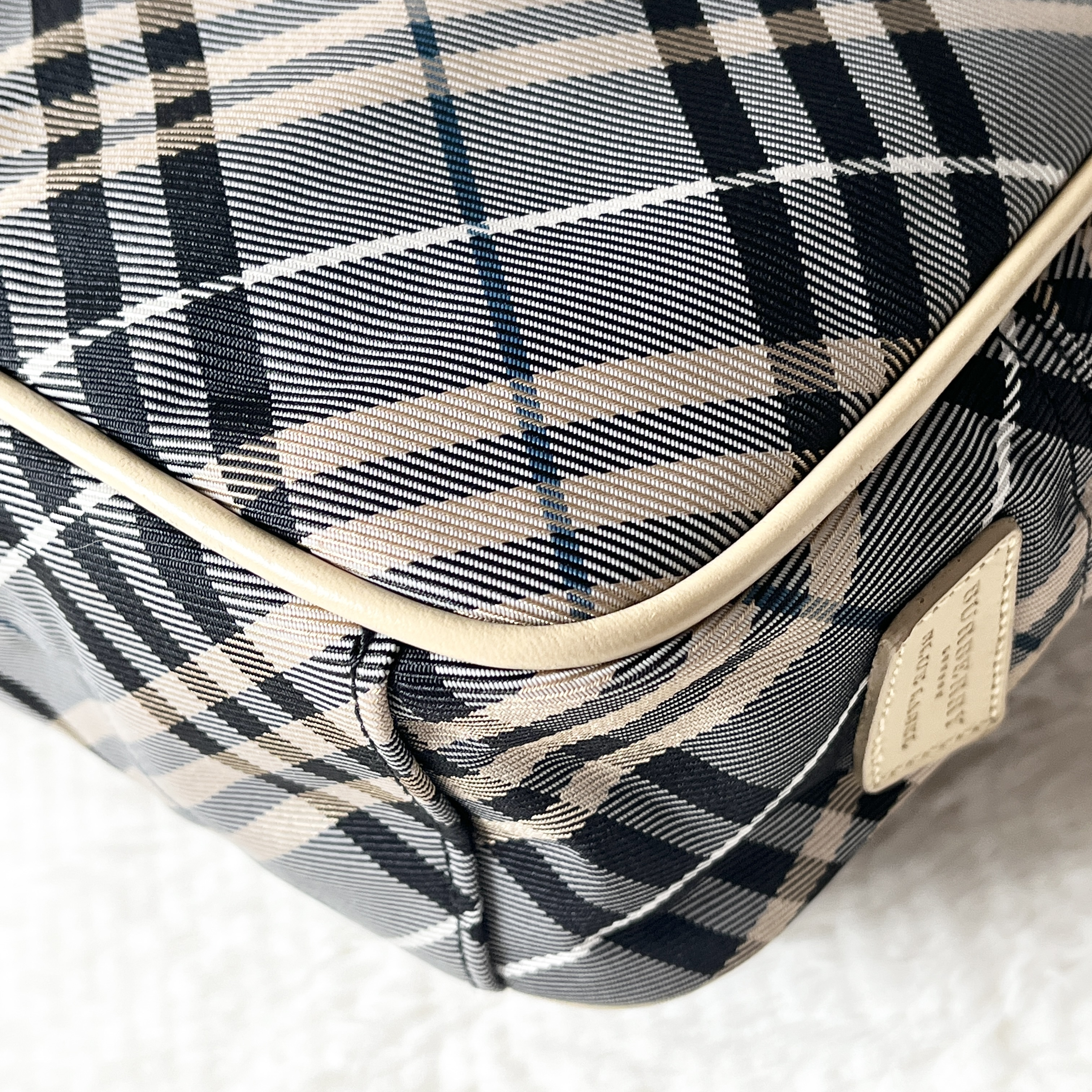 Blue Label Nova Check Shoulder Bag — view 7