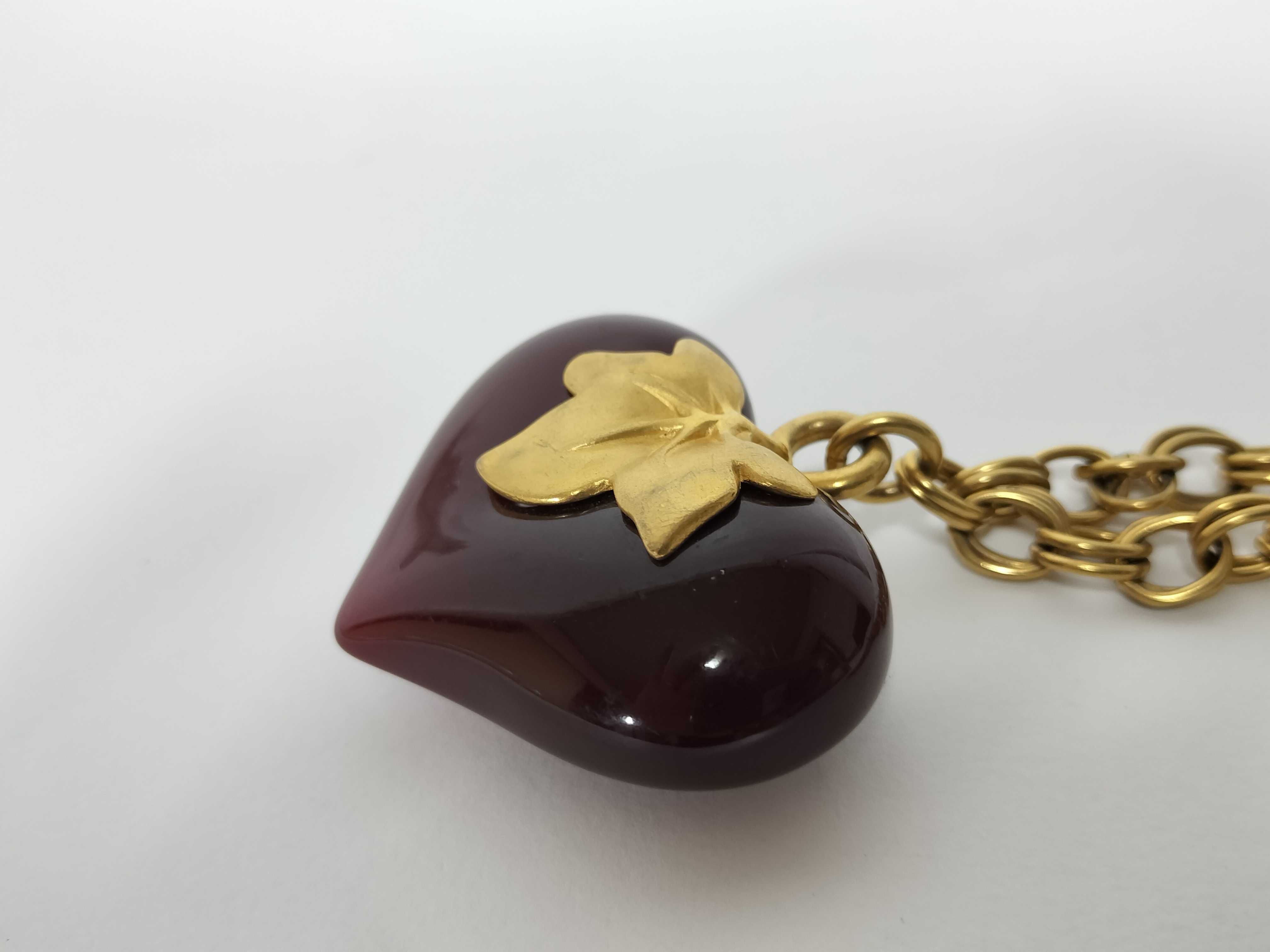 necklace — view 3
