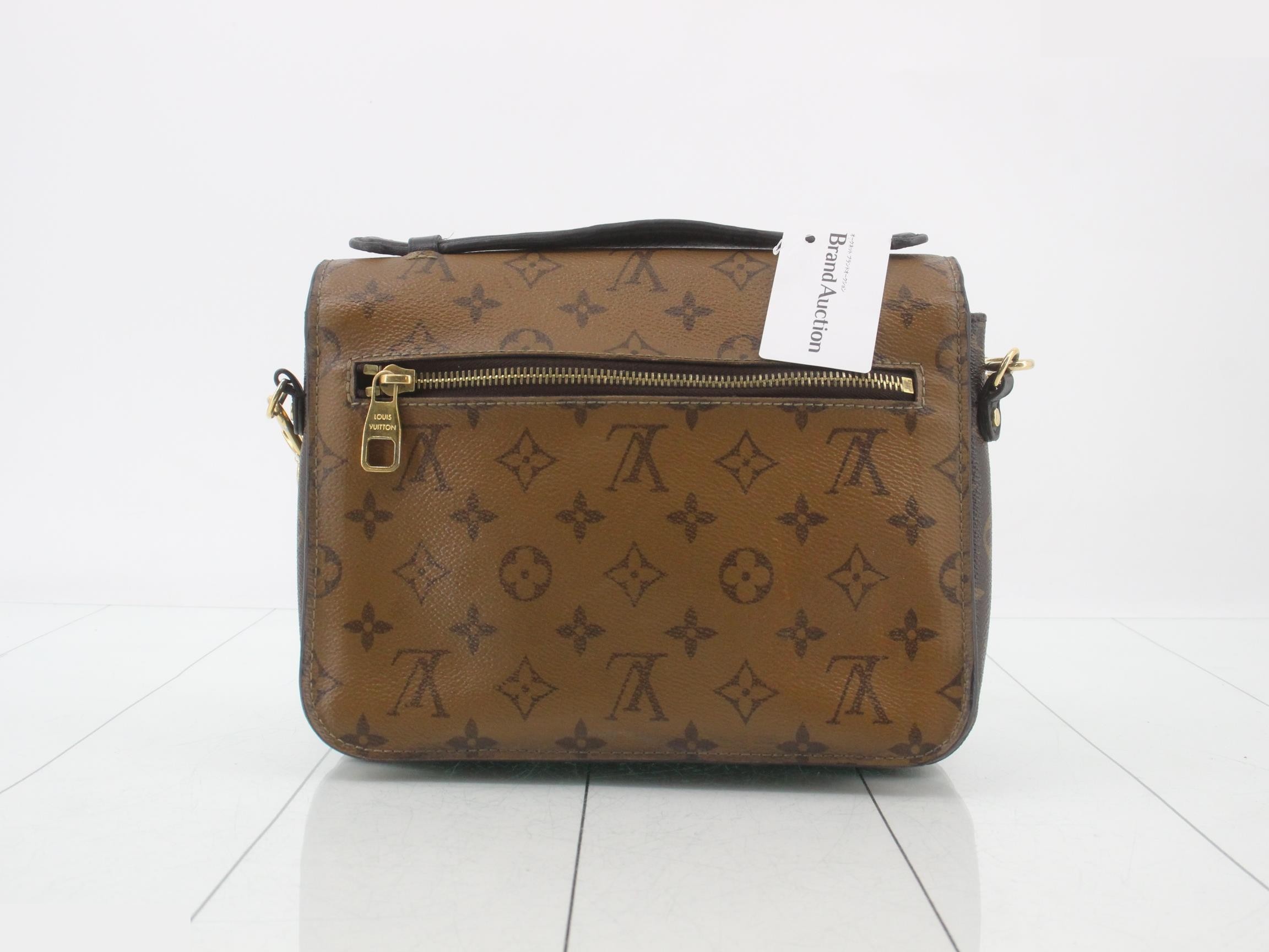 Monogram Reverse Pochette Metis MM 2WAY — view 2