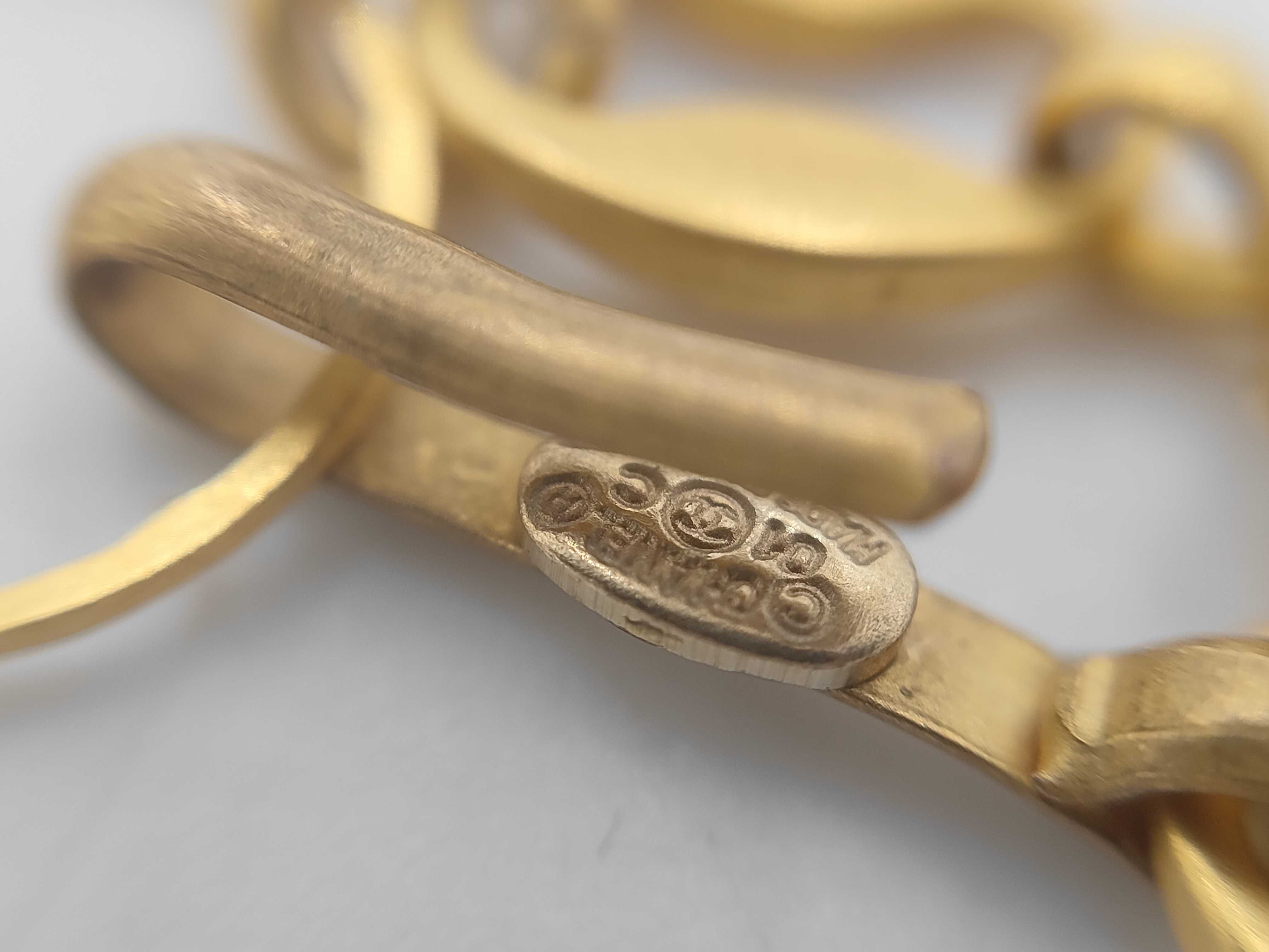 Clover black x gold NC necklace — view 4
