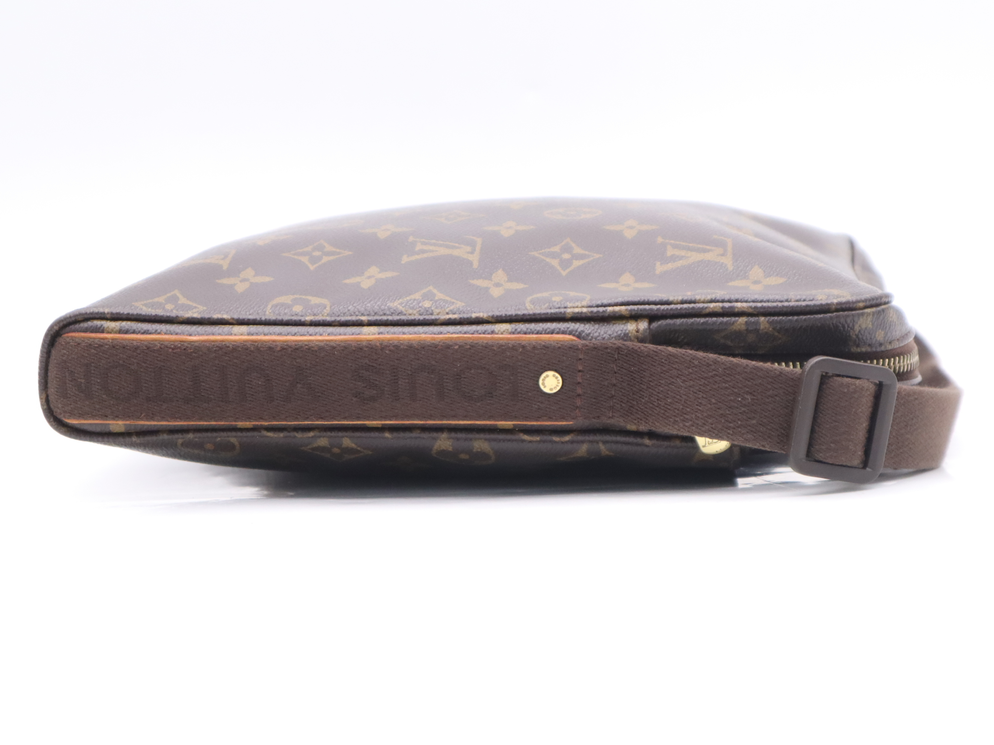 M97037 Monogram Trotteur Bobour Shoulder Bag — view 5