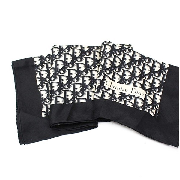 scarf, Trotter pattern, black — view 6