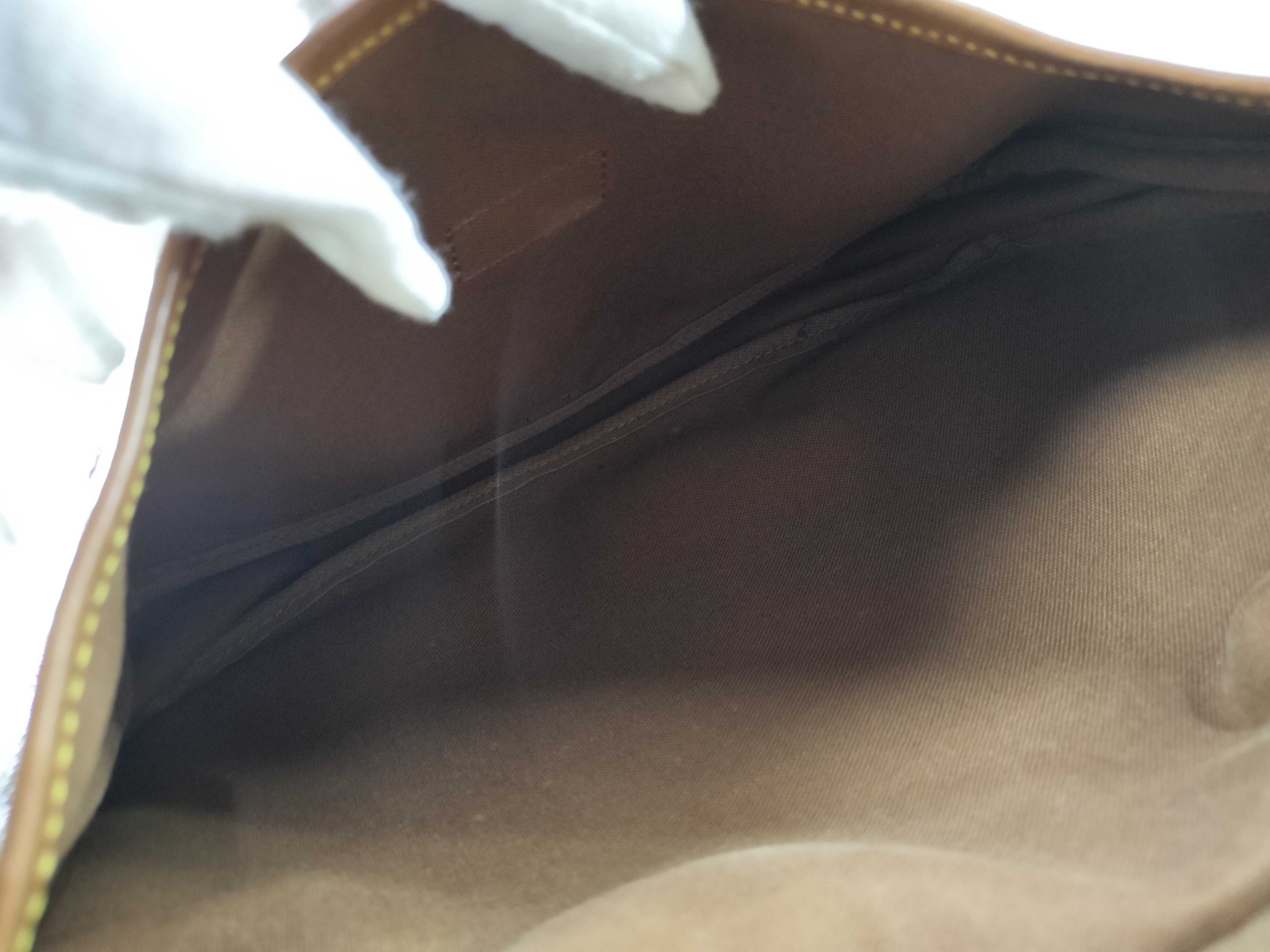 Monogram M42256 Saumur 30 Shoulder Bag — view 11