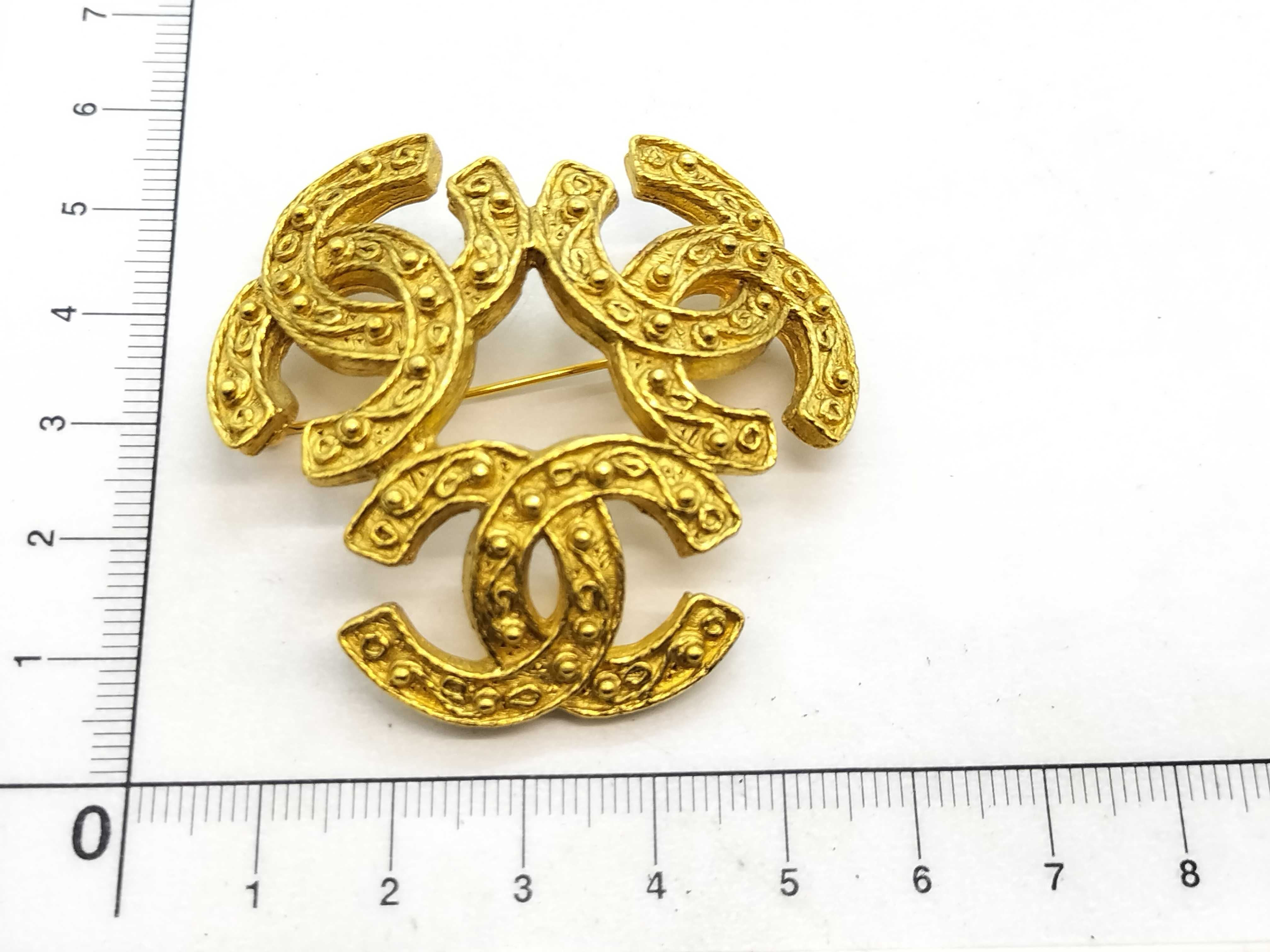 Brooch, Triple Coco Mark, Gold, 94A Brooch — view 5