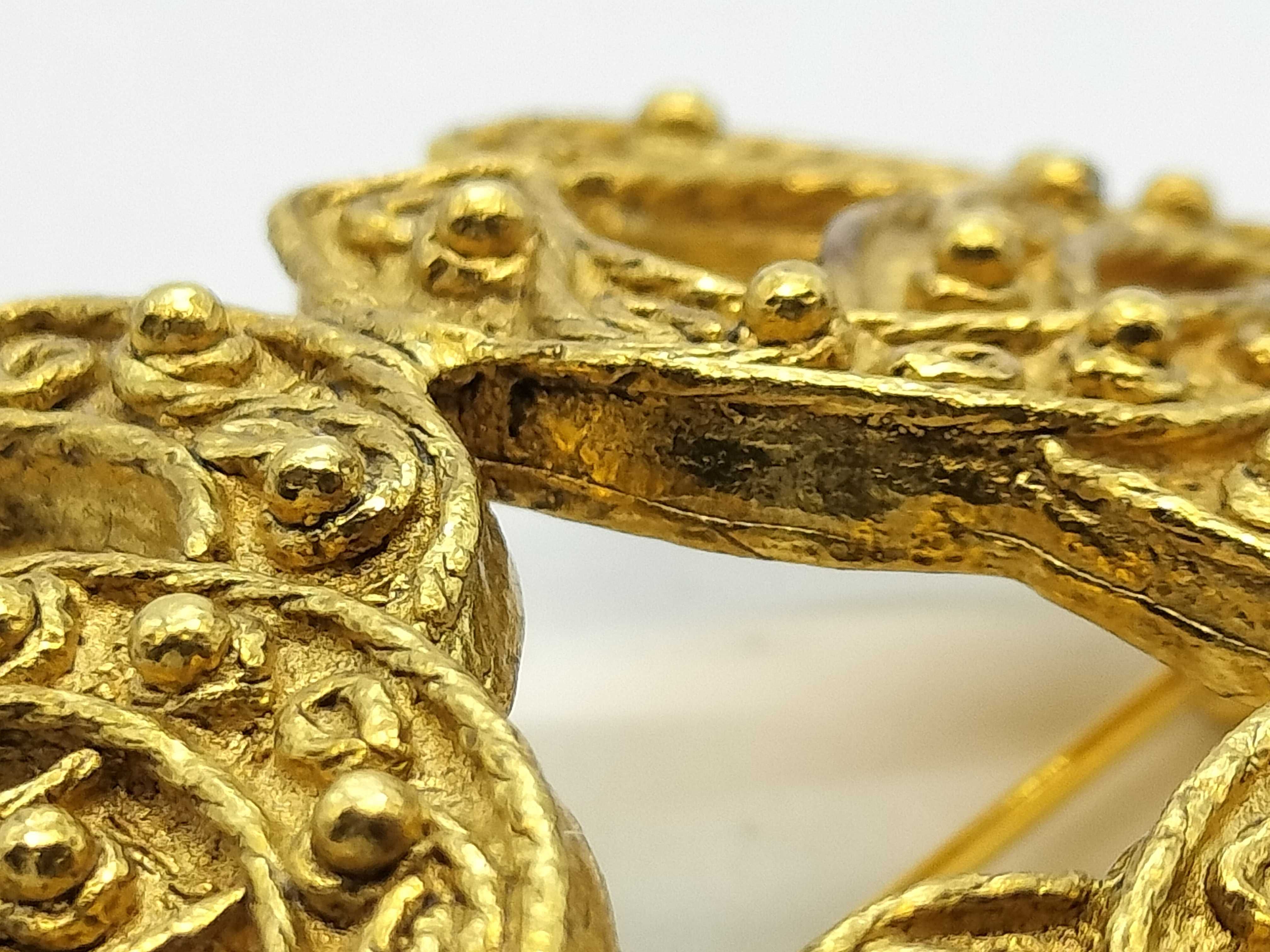 Brooch, Triple Coco Mark, Gold, 94A Brooch — view 6