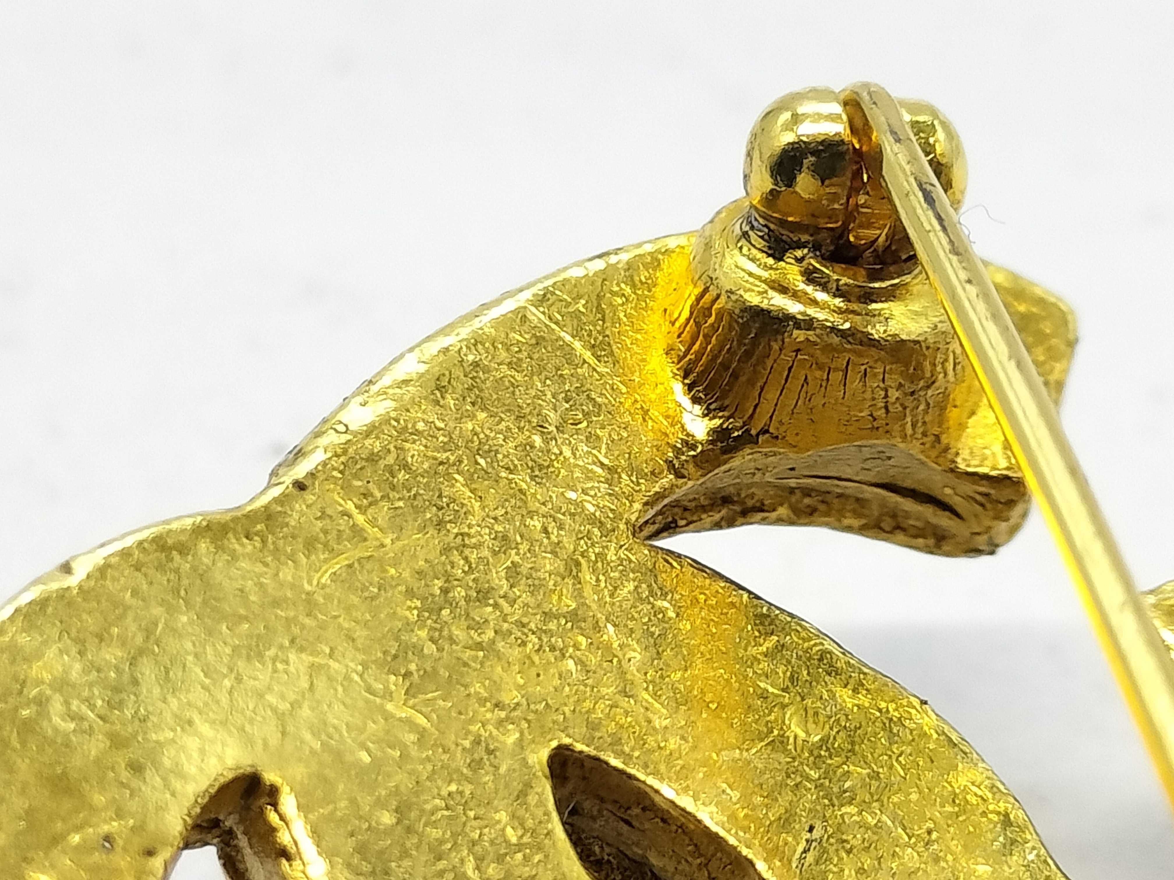 Brooch, Triple Coco Mark, Gold, 94A Brooch — view 7