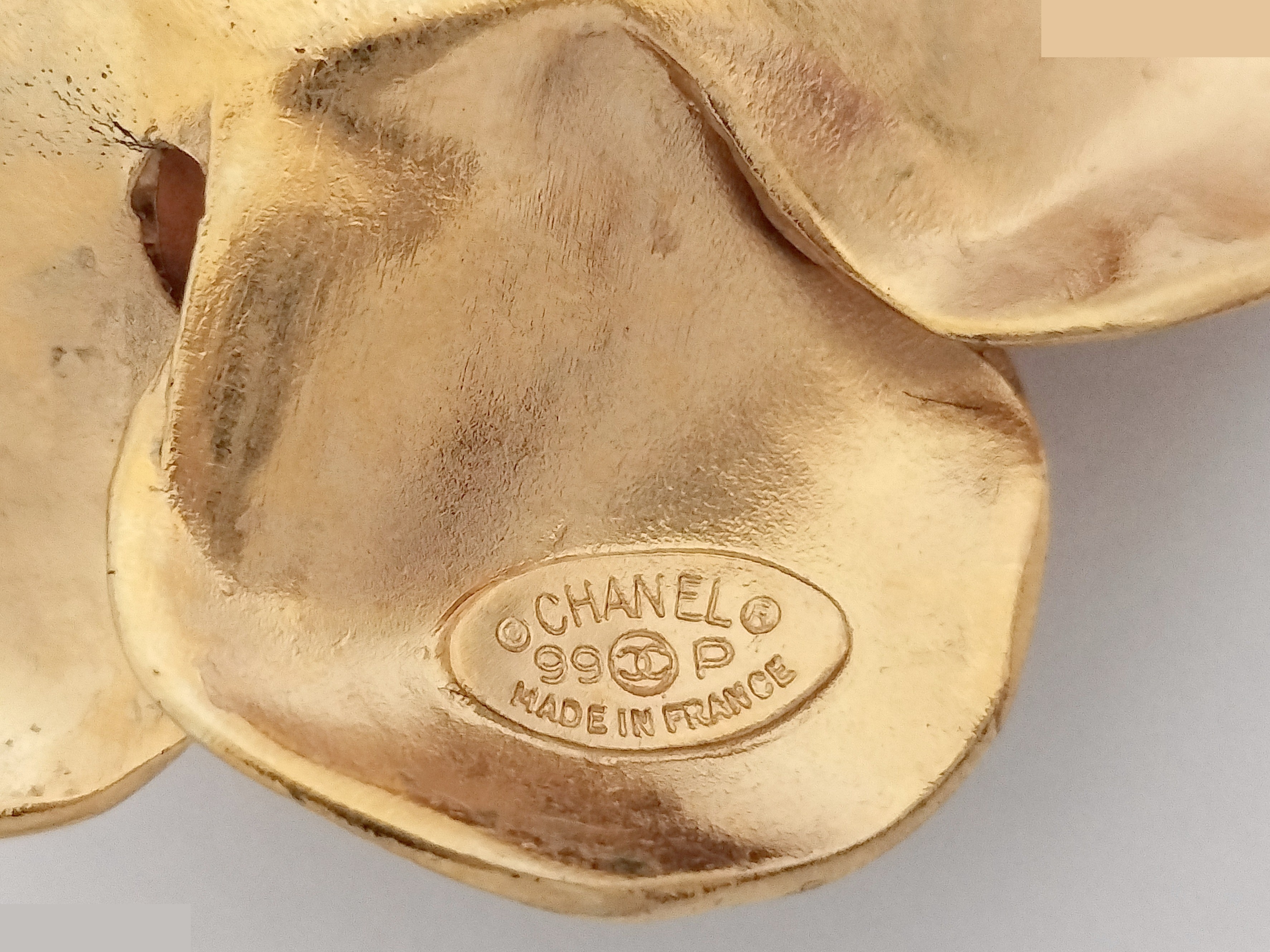 Coco Camellia Gold Brooch — view 3