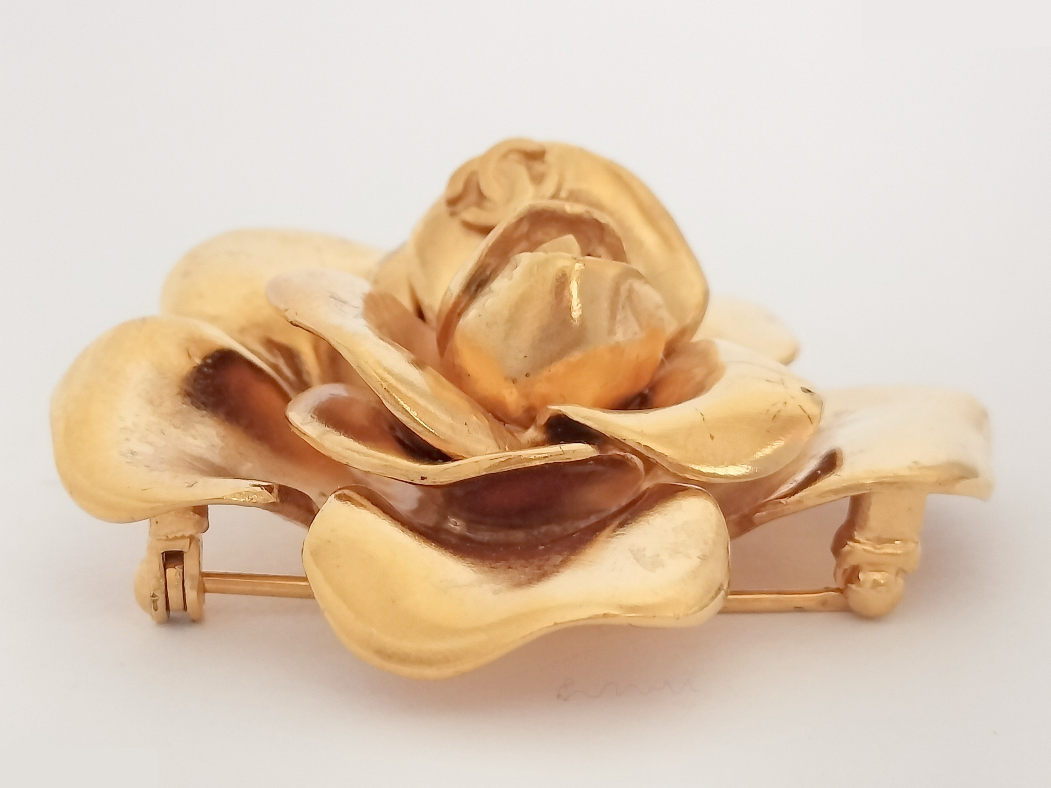 Coco Camellia Gold Brooch — view 6