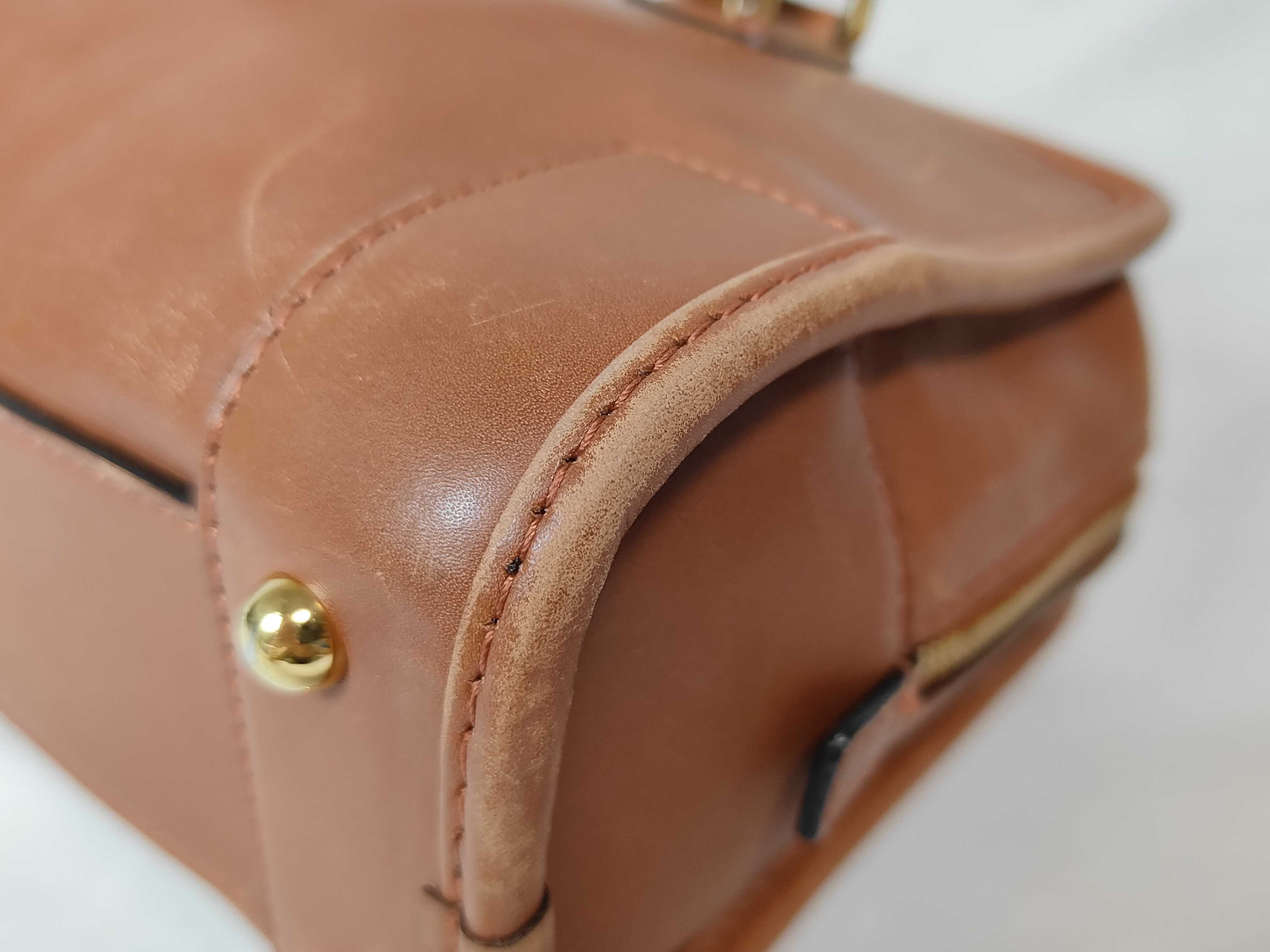 Amazona 23 Calfskin 2-Way Handbag — view 9