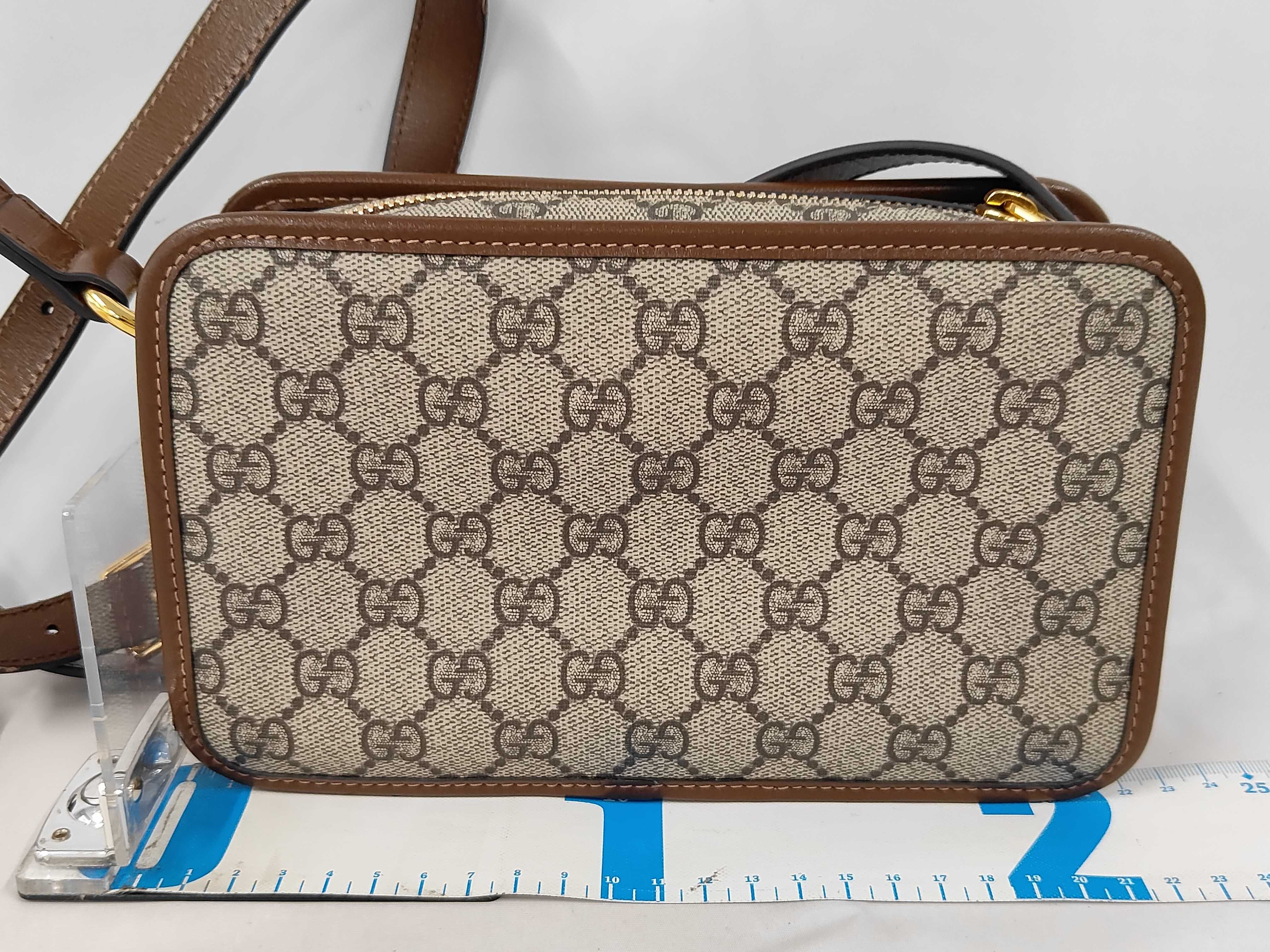 GG Supreme Leather Shoulder Bag — view 2