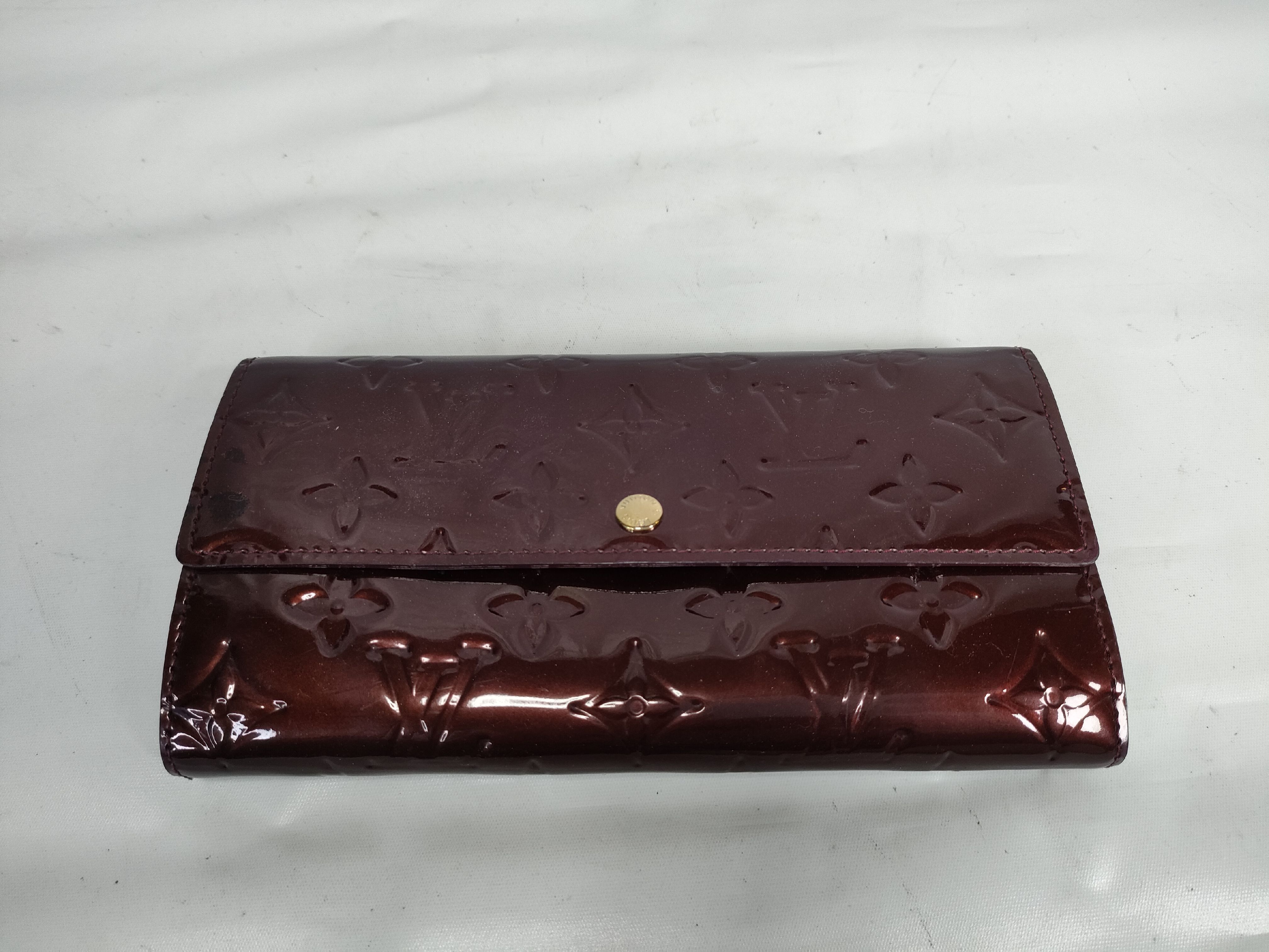 Vernis Portefeuille Sarah Amarante Wallet
