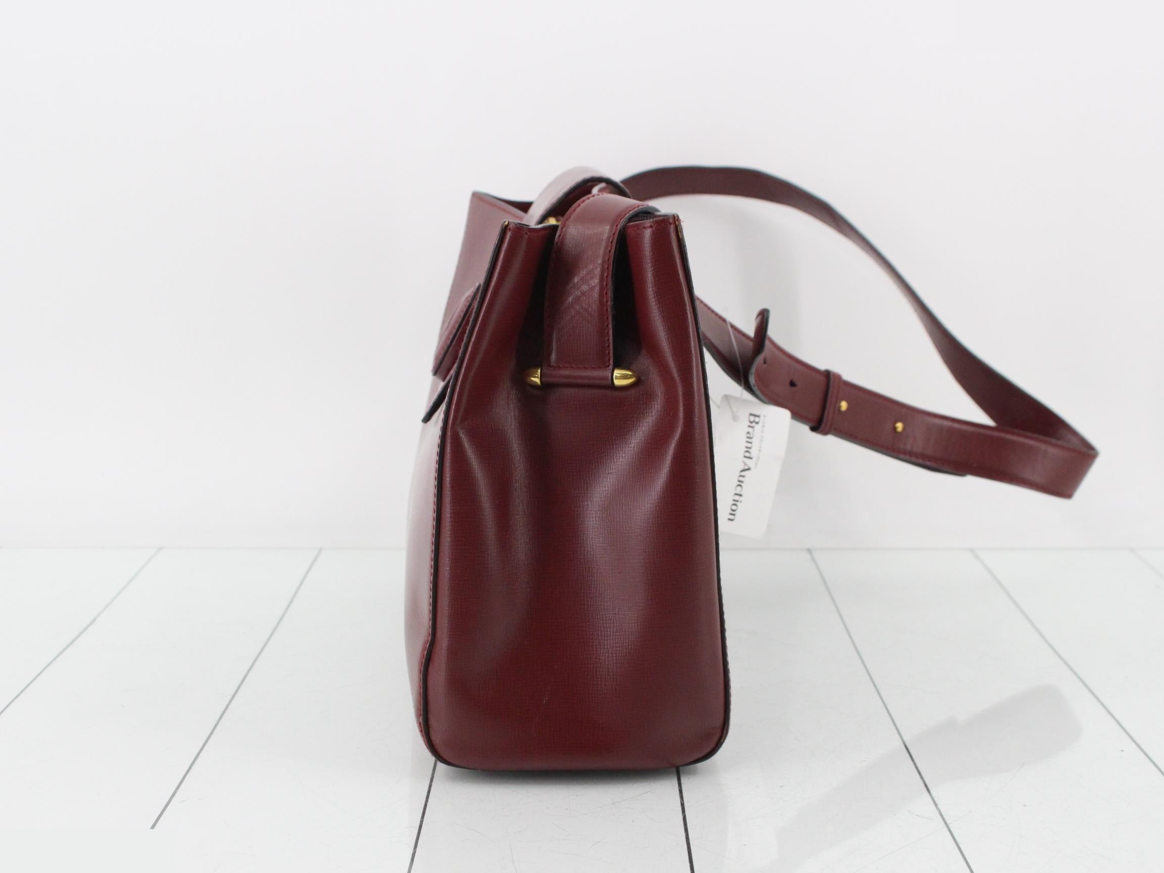 Must Line (Bag) - Shoulder Bag - Red — view 3