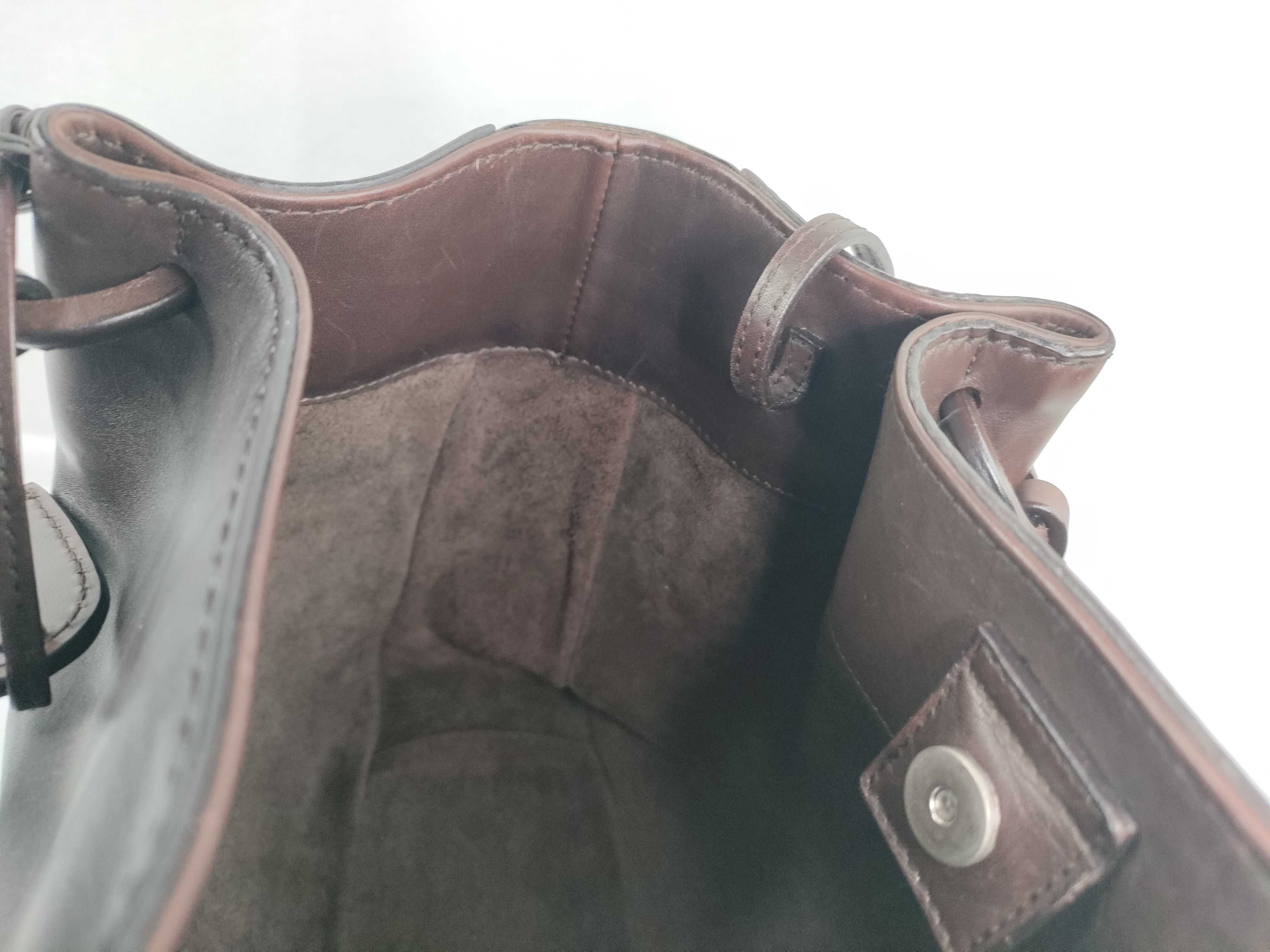 handbag tote bag, Tom Ford era, all leather, with pouch, brown tote bag — view 11